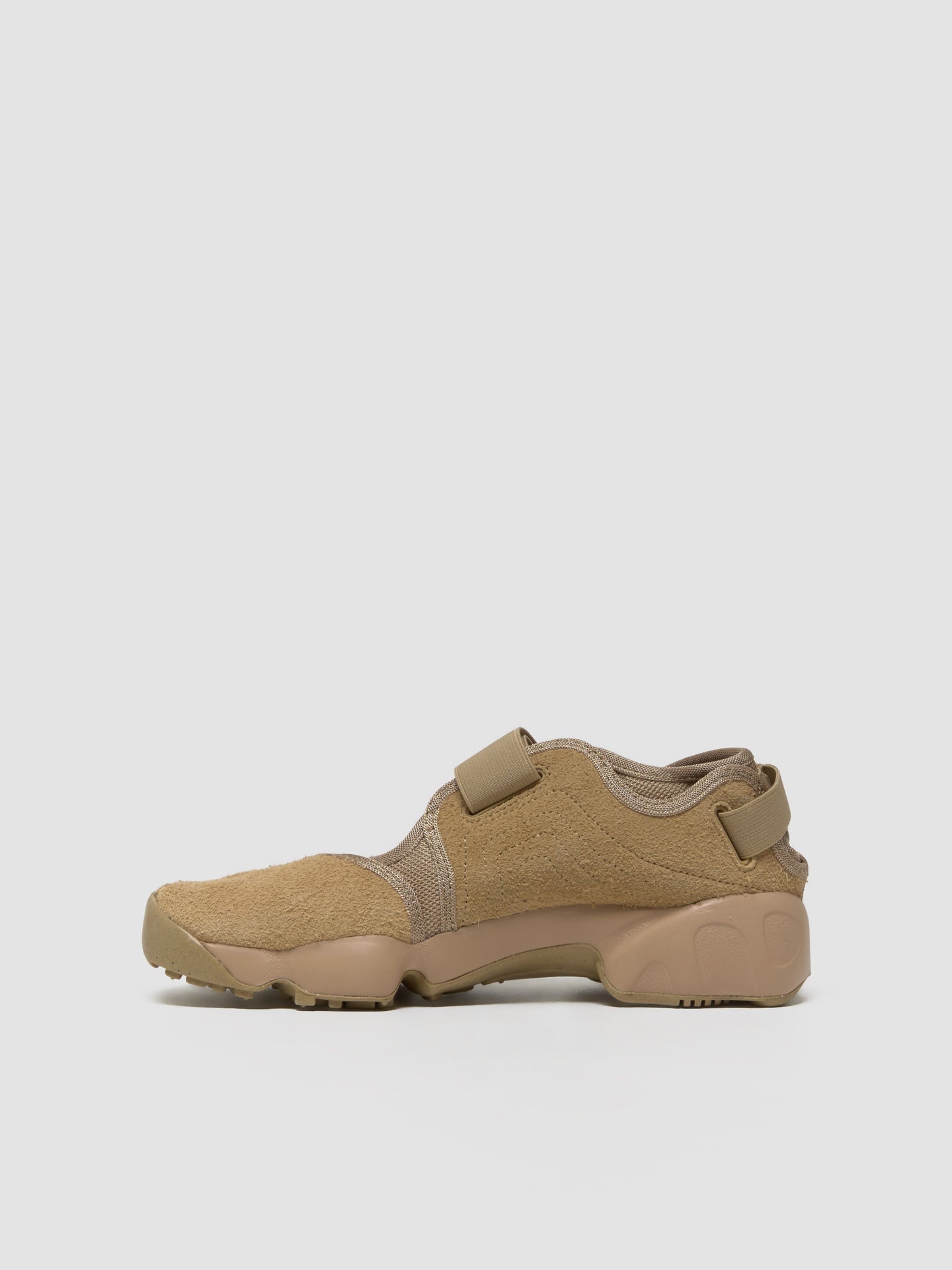 WMNS Air Rift Sneaker in Parachute Beige