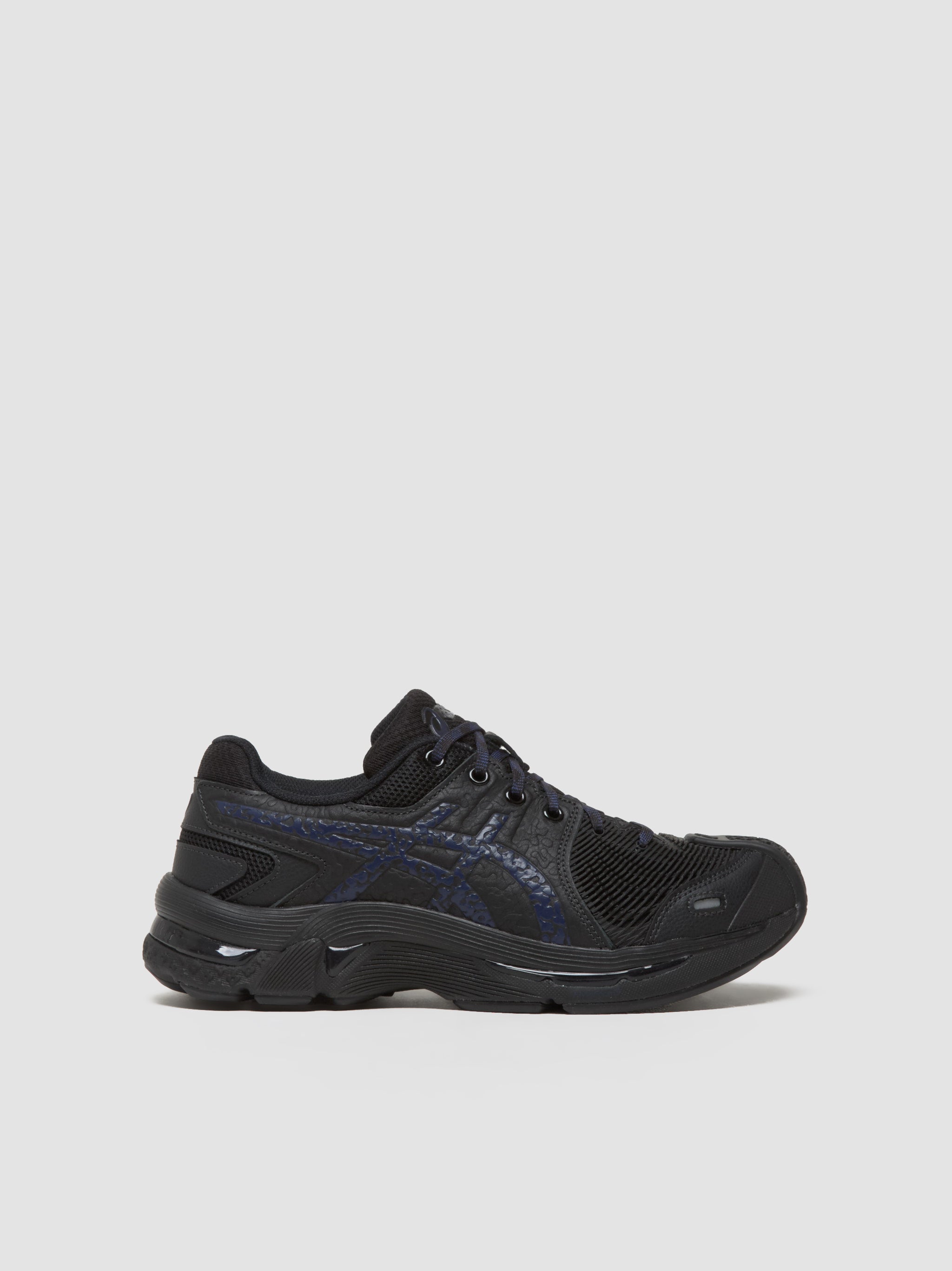 x Kiko Kostadinov GEL-KIRIL III Sneaker in Black & Deep Blue