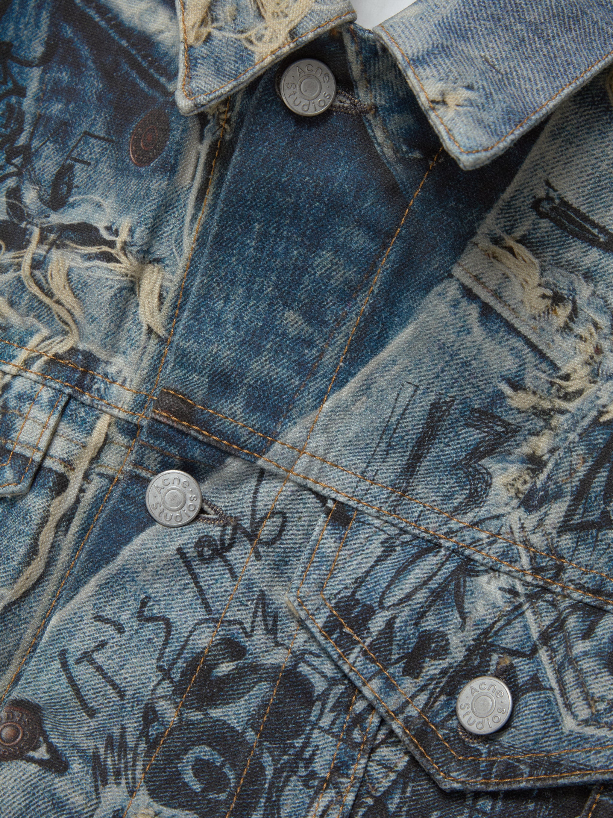 Denim Jacket in Mid Blue