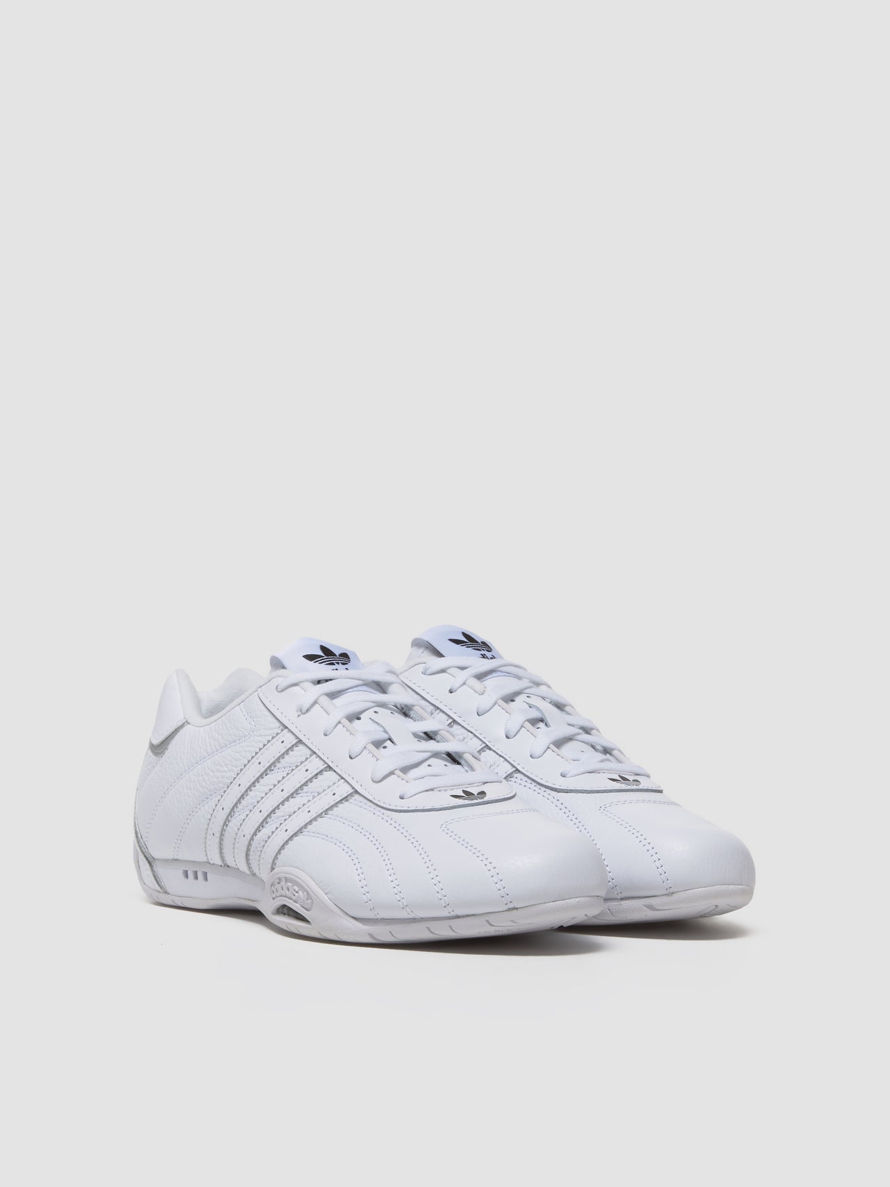 WMNS Adiracer LT Sneaker in Cloud White