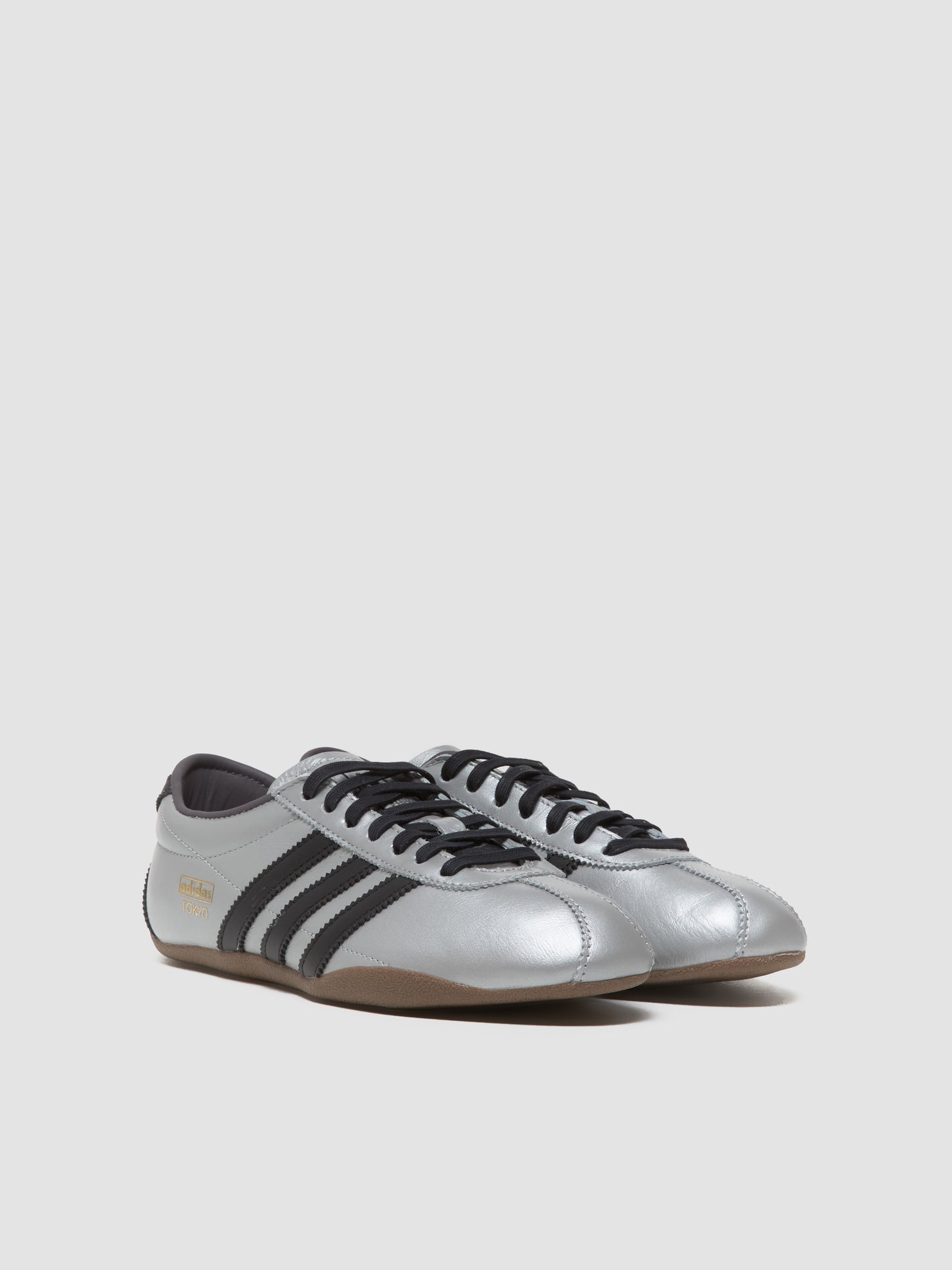 WMNS Tokyo Decon Sneaker in Silver Metallic & Core Black