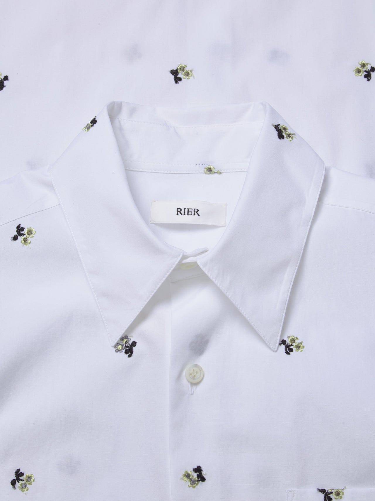 Poplin Shirt in White Flowers