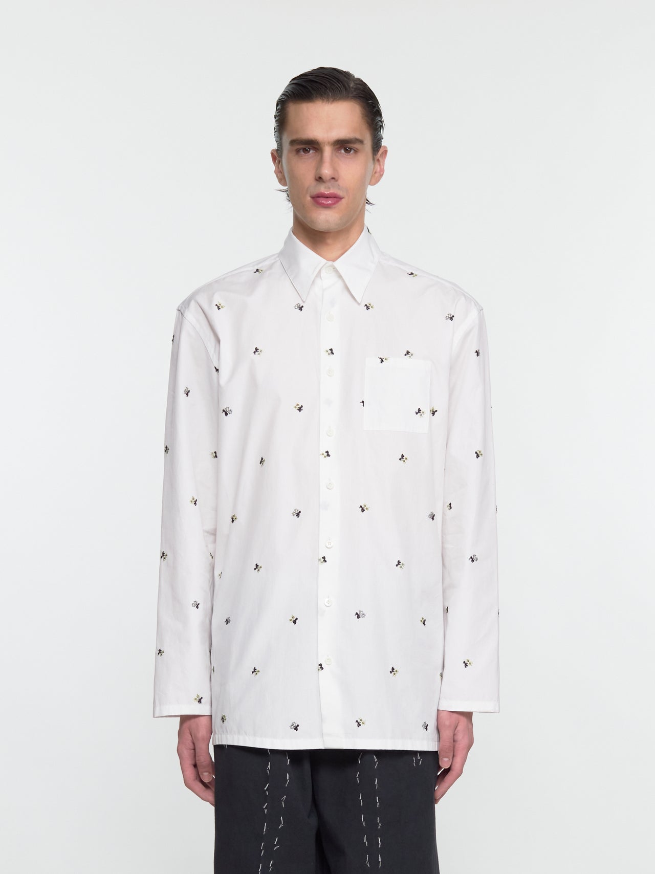 Poplin Shirt in White Flowers