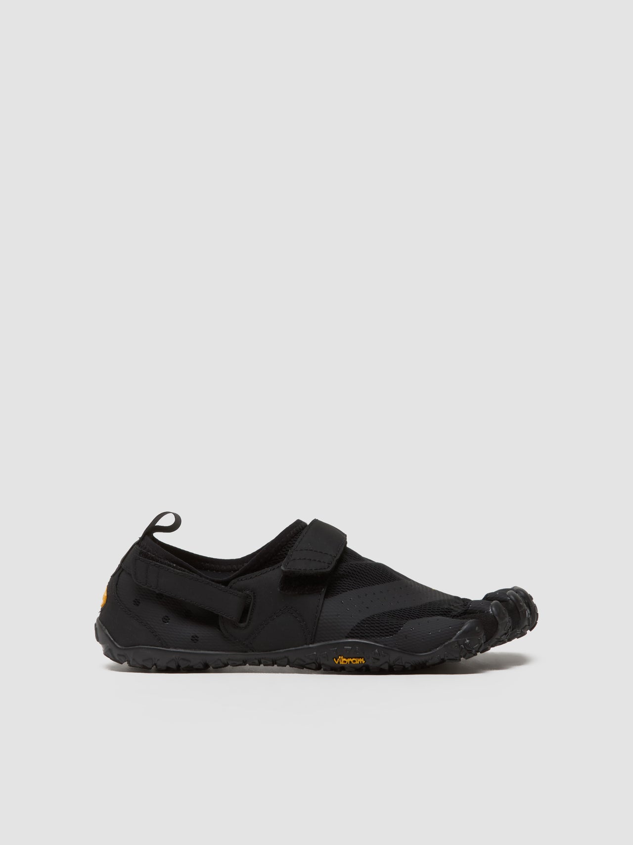 V-Aqua FiveFingers Shoes in Black