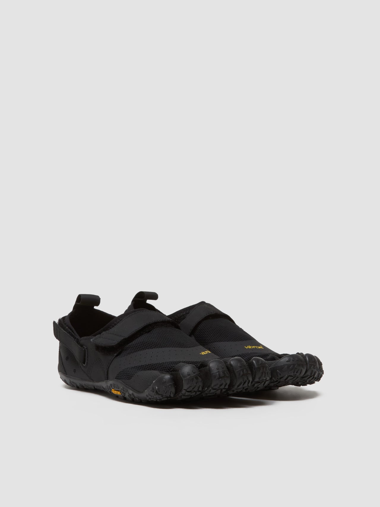 V-Aqua FiveFingers Shoes in Black