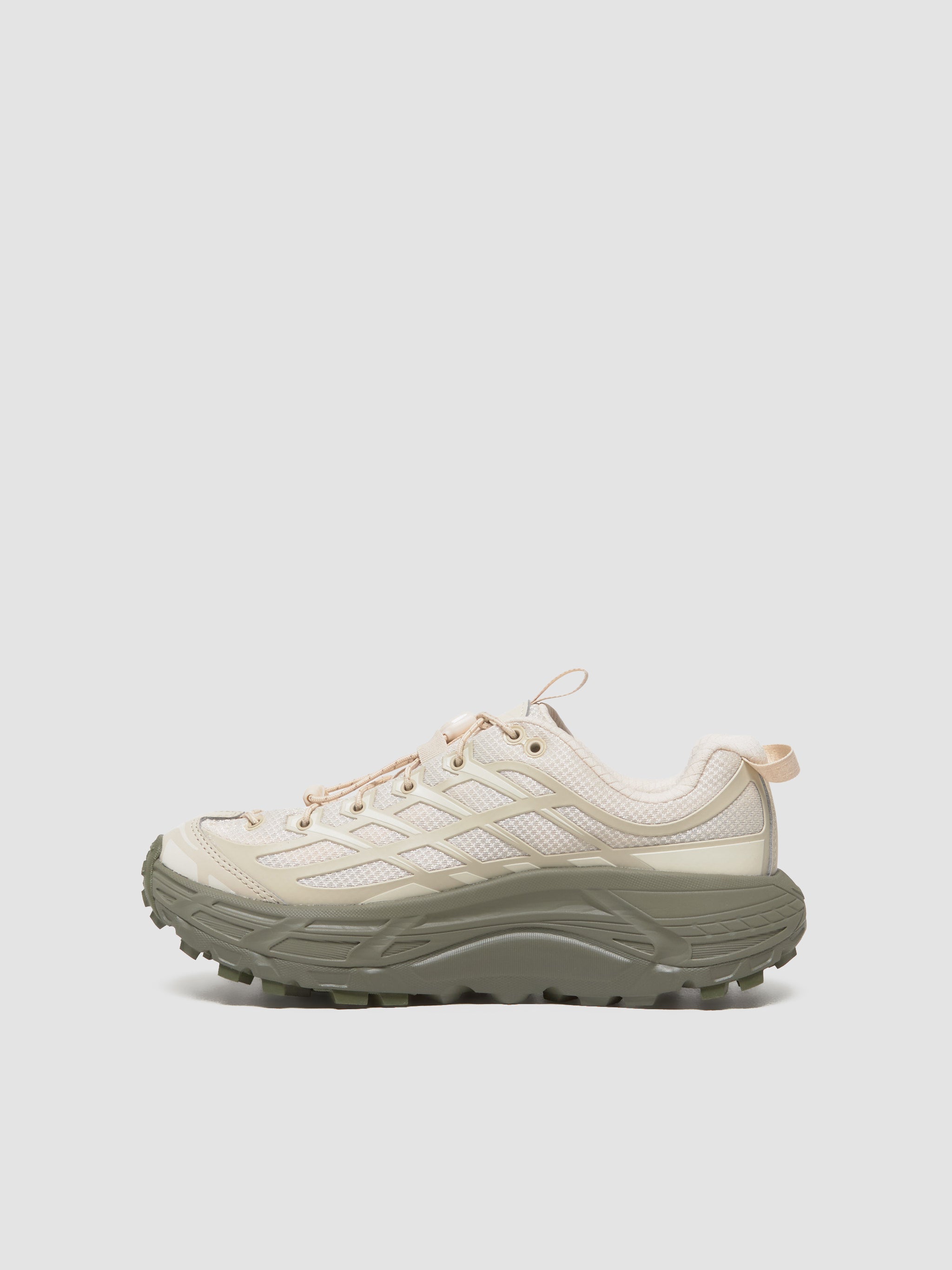 Mafate Three2 Sneaker in Oat Milk & Eucalyptus