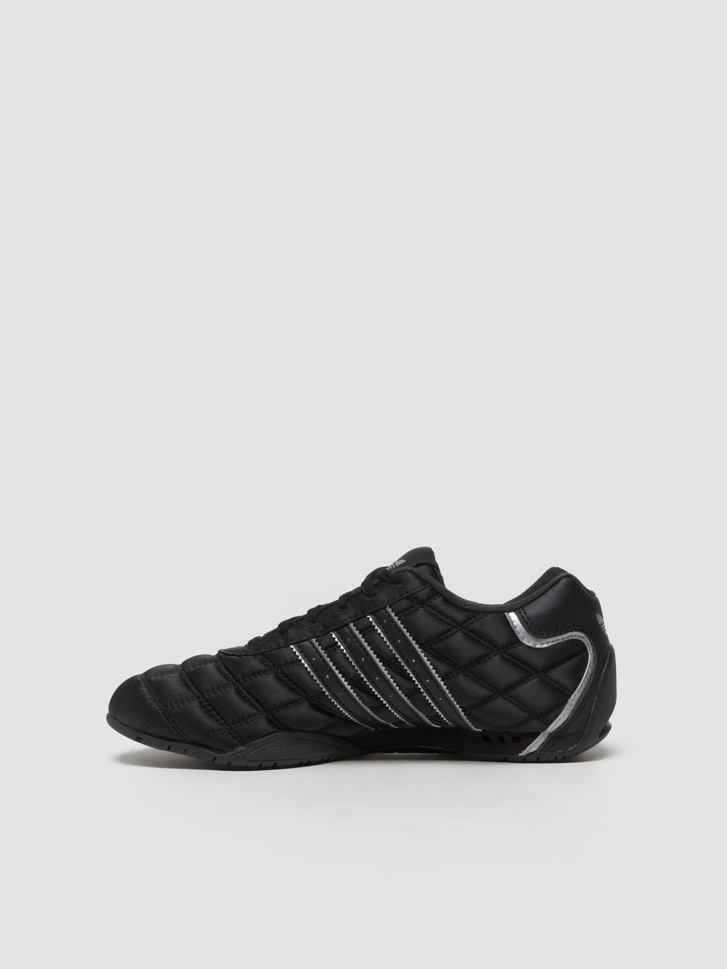 WMNS Adiracer LT Sneaker in Core Black & Silver Metallic