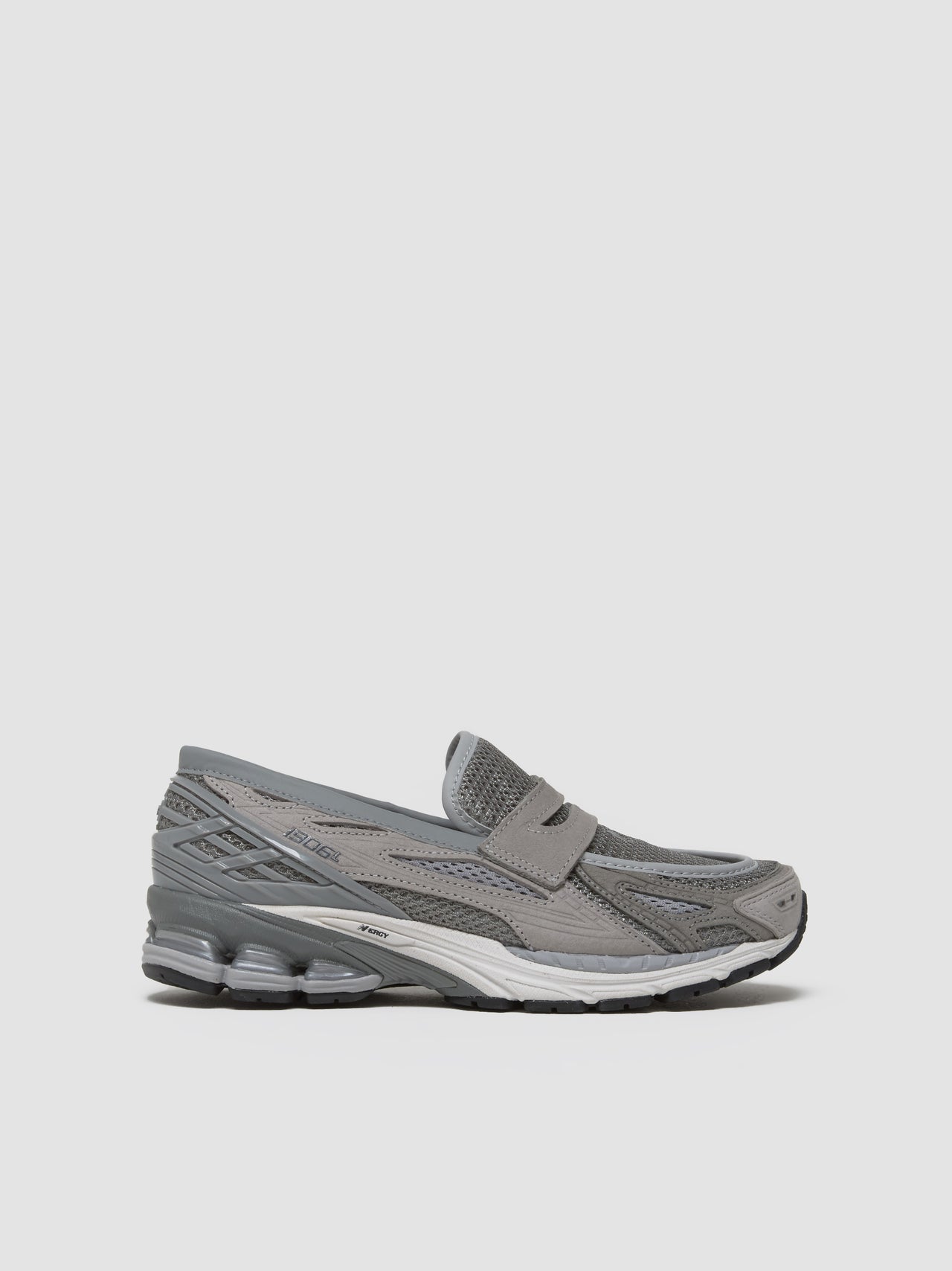 U1906 Loafers in Raincloud