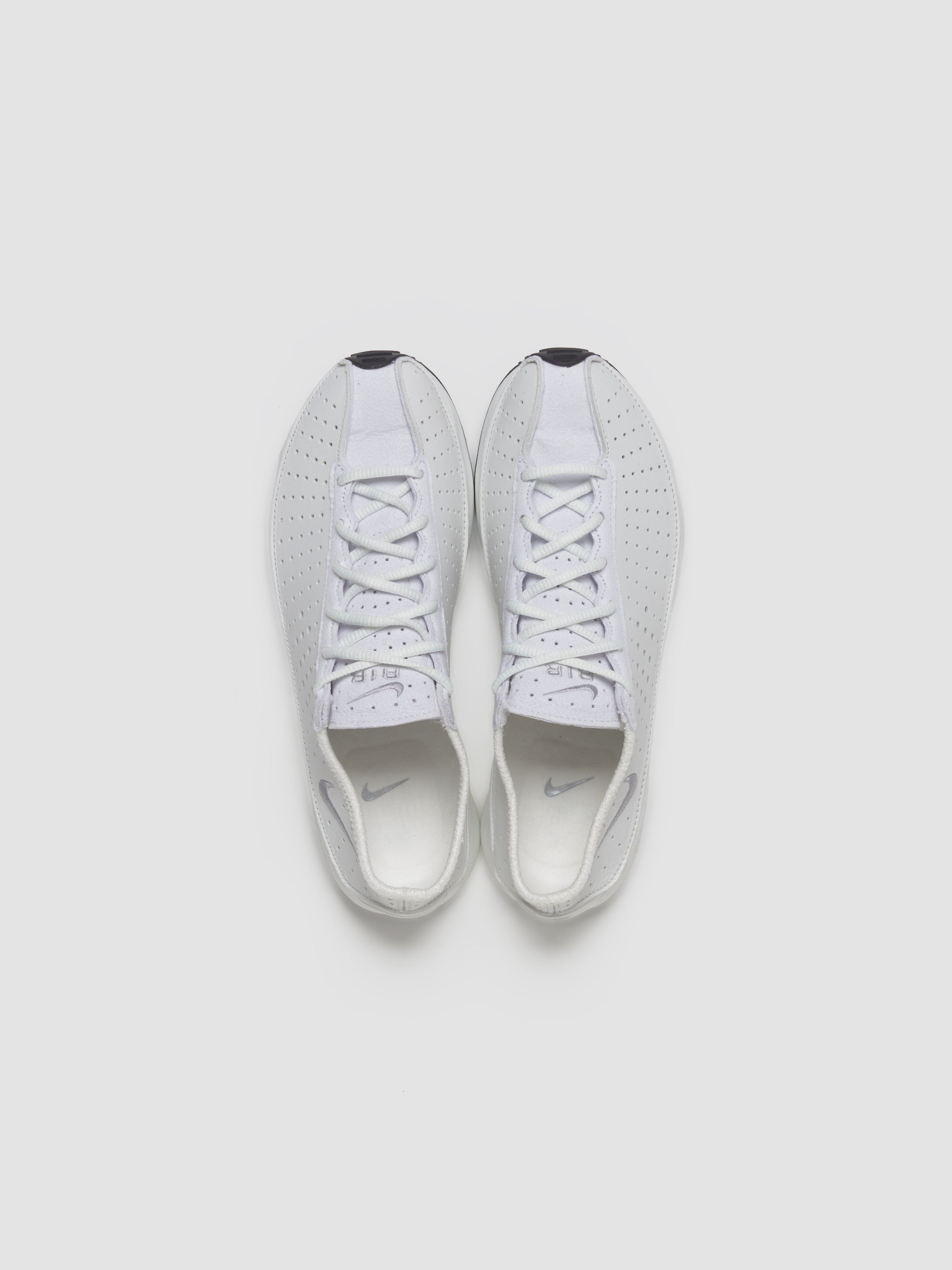 WMNS Air Superfly Sneaker in Summit White & Metallic Silver