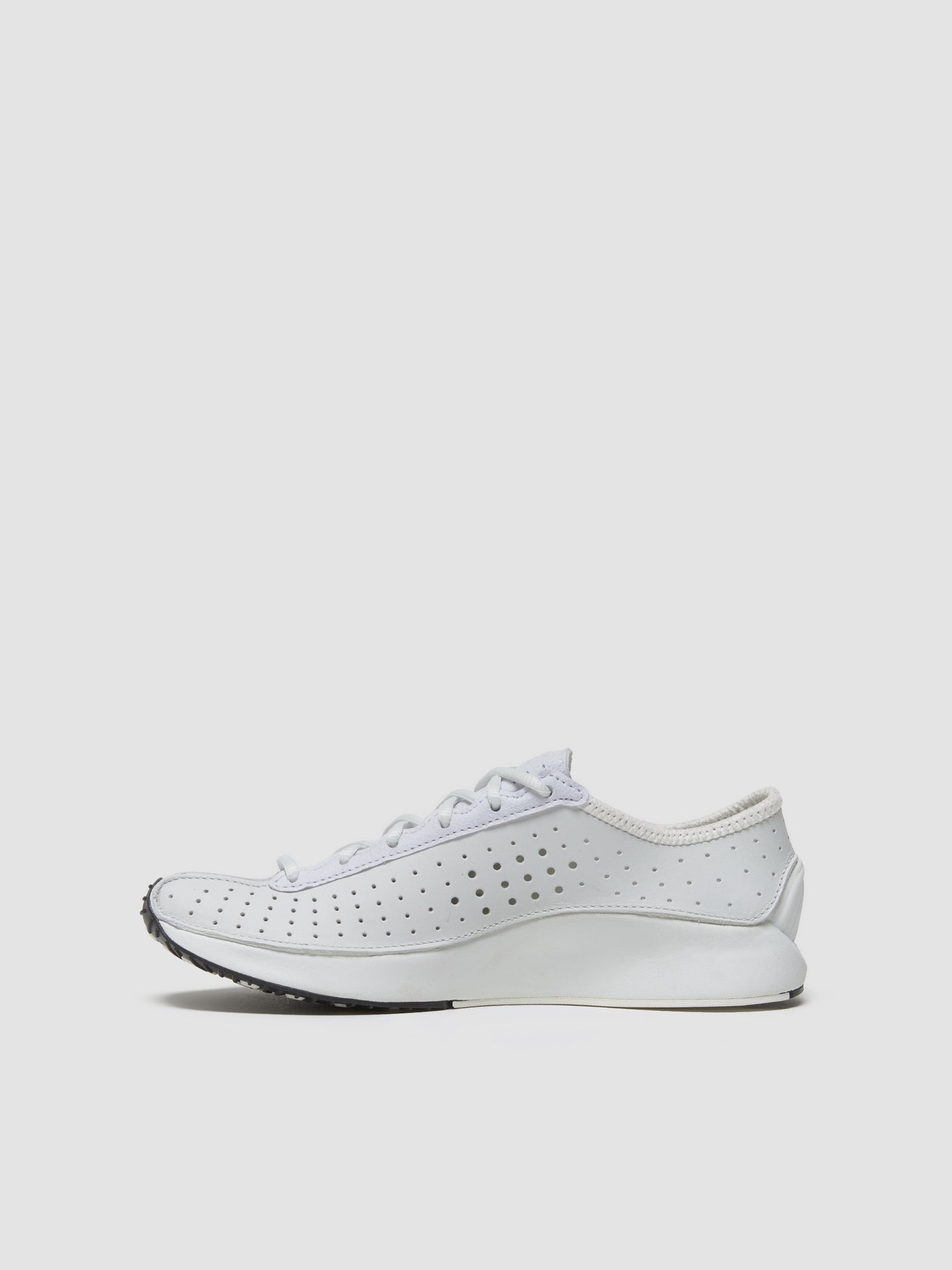 WMNS Air Superfly Sneaker in Summit White & Metallic Silver