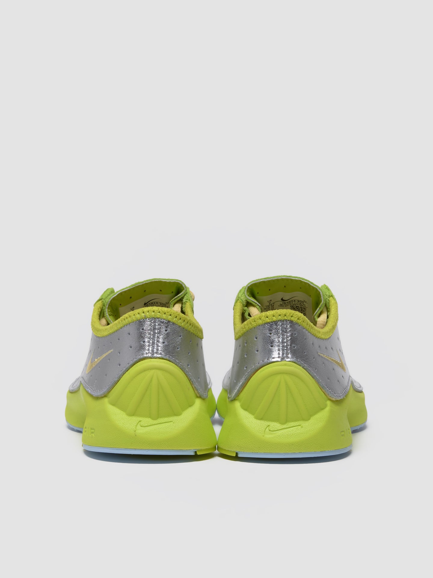 WMNS Air Superfly Sneaker in Cyber