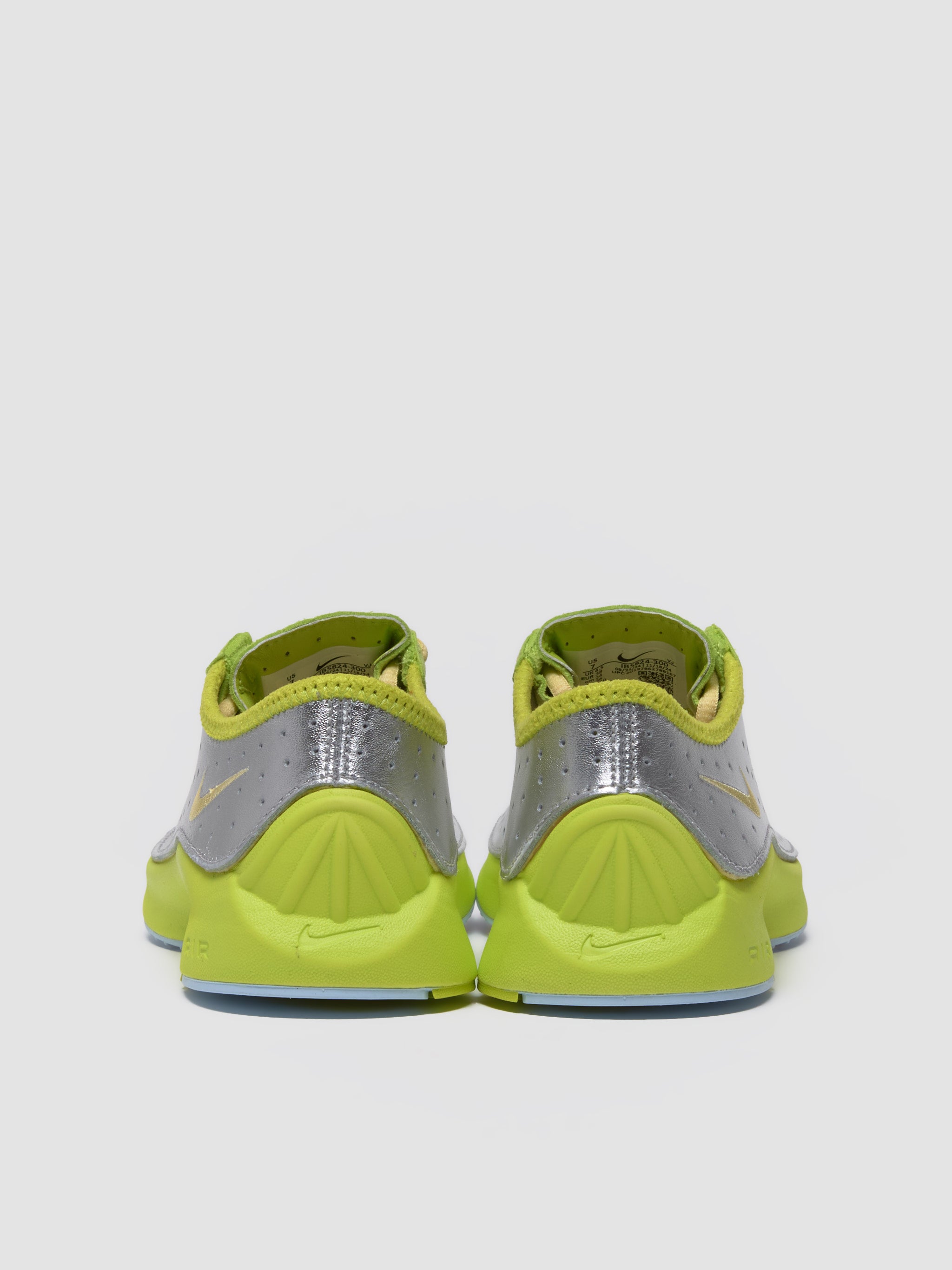 WMNS Air Superfly Sneaker in Cyber