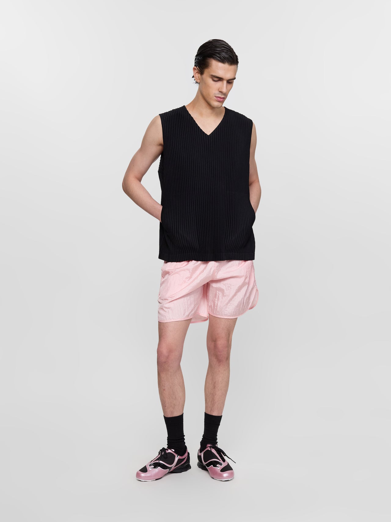 V-S1 Metallic Sneaker in Black & Poised Pink