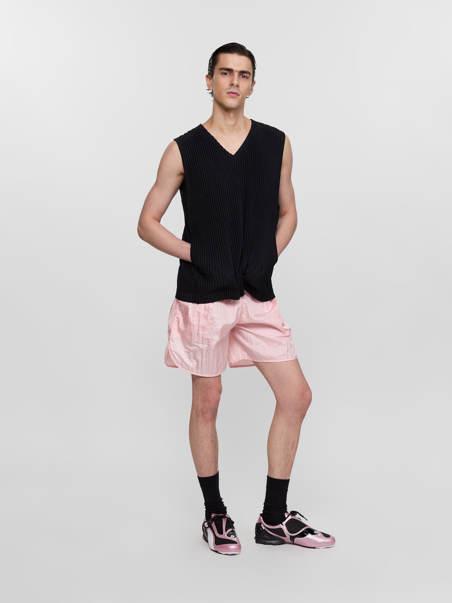 Pleated Vest in Black