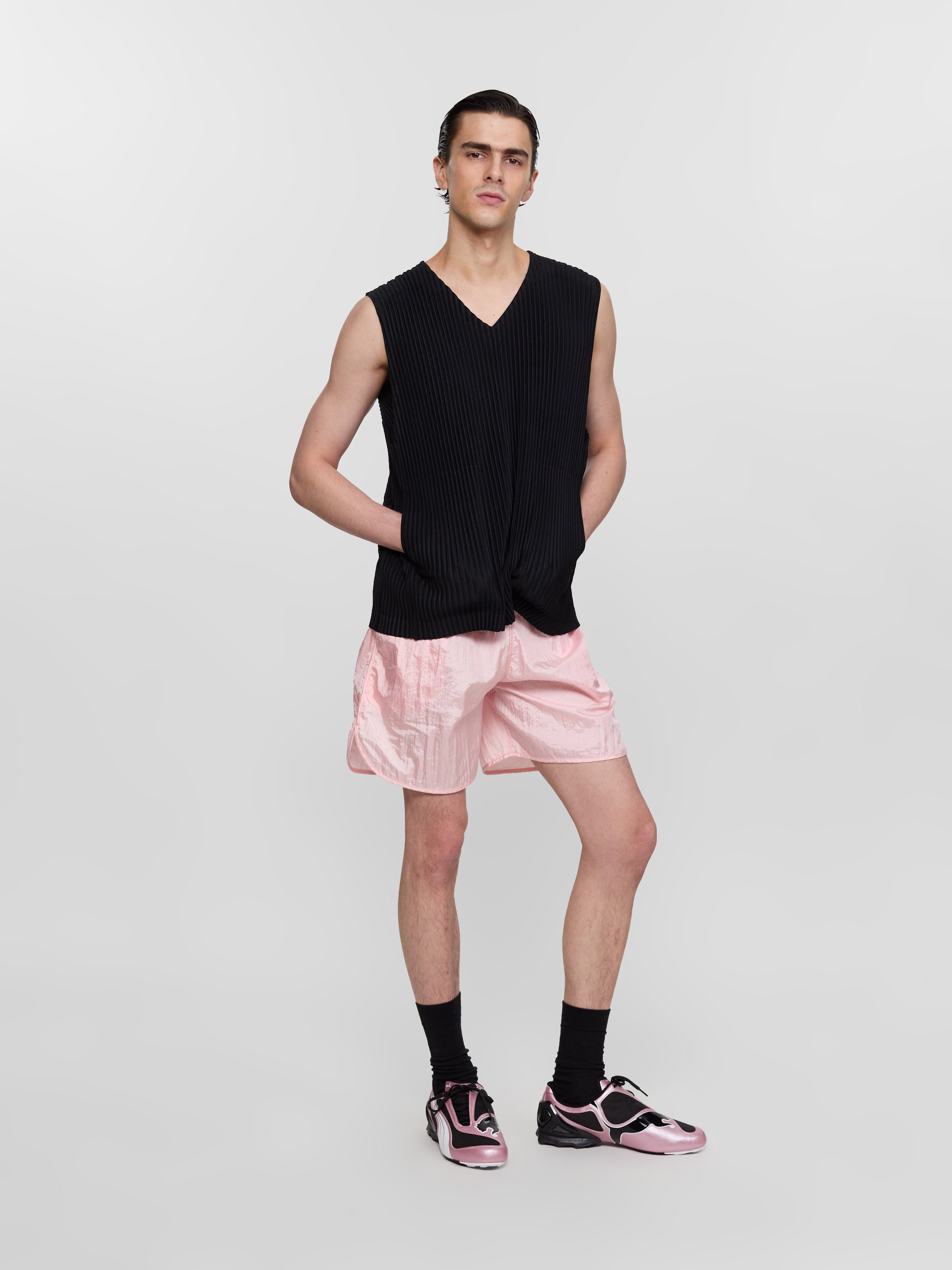 Pleated Vest in Black