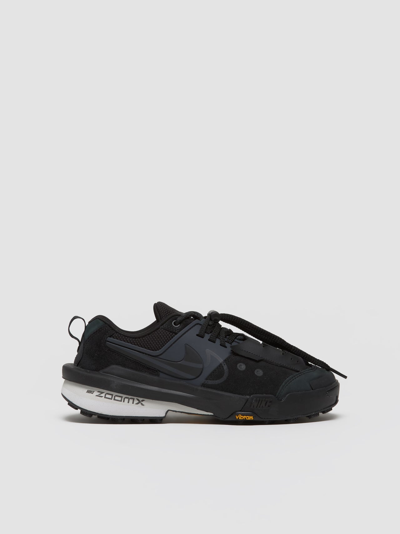 x Sacai Zegamadome Sneaker in Black
