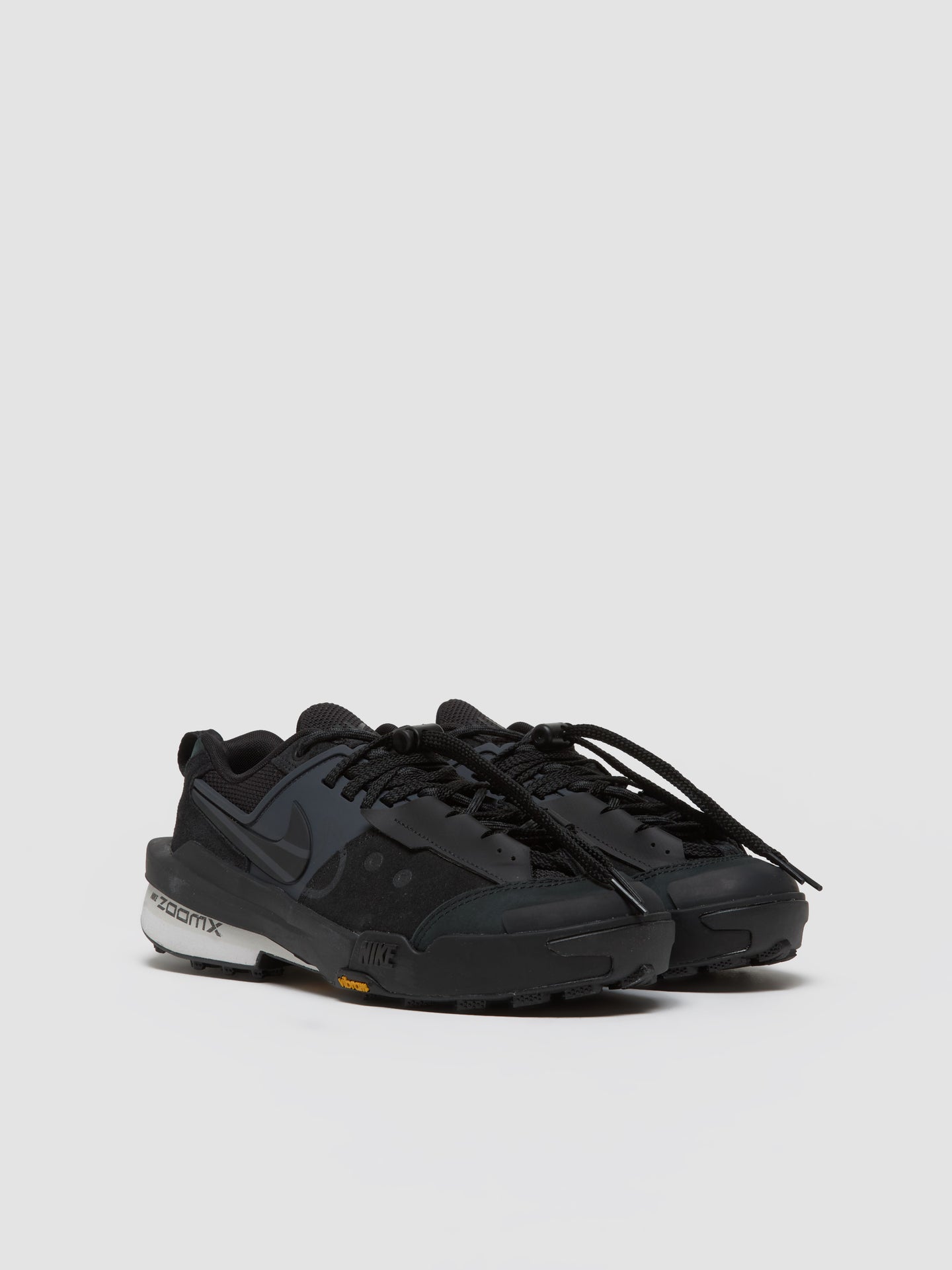 x Sacai Zegamadome Sneaker in Black