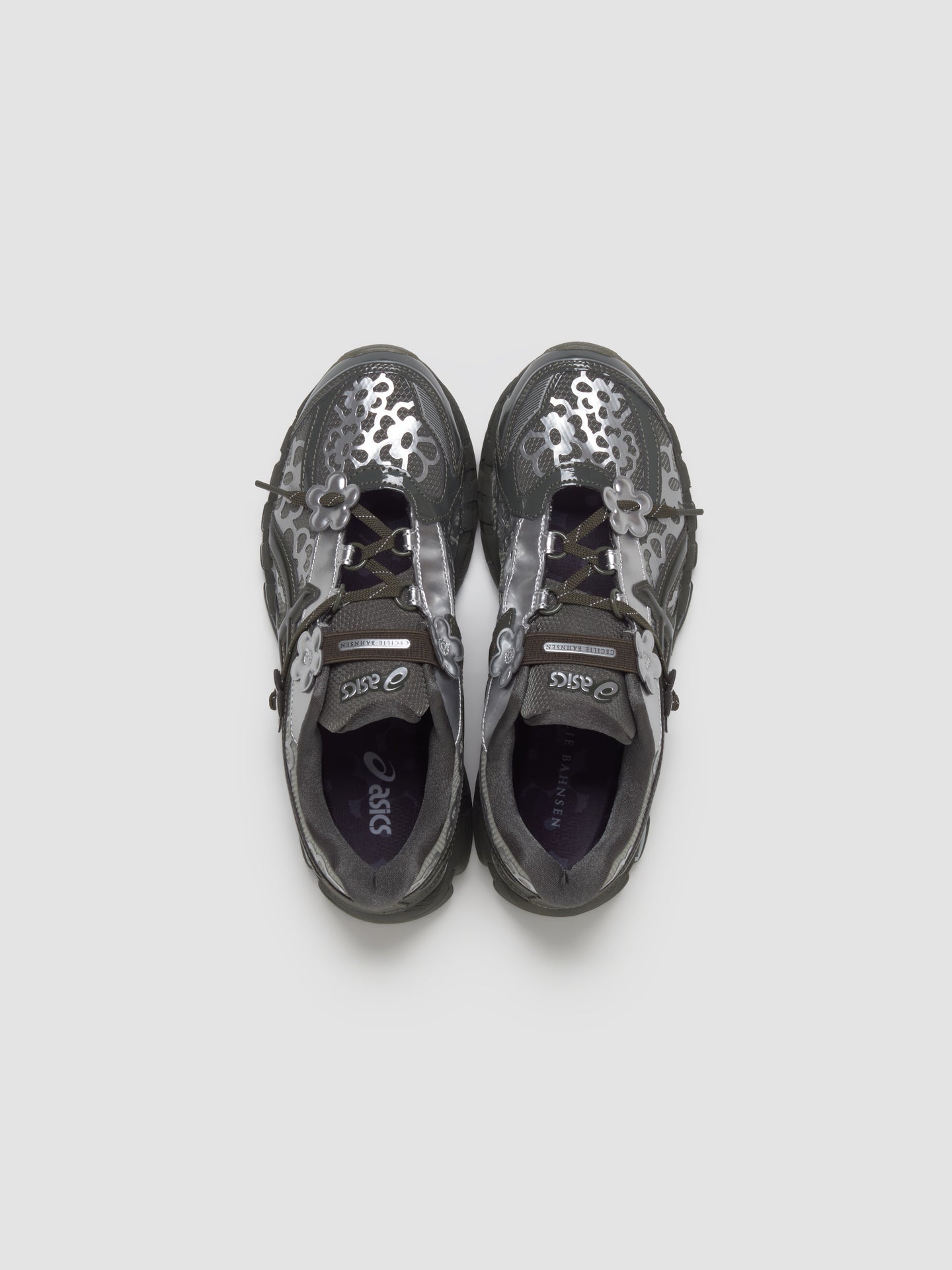 x Cecilie Bahnsen GEL-KAYANO 20 Sneaker in Olive Canvas