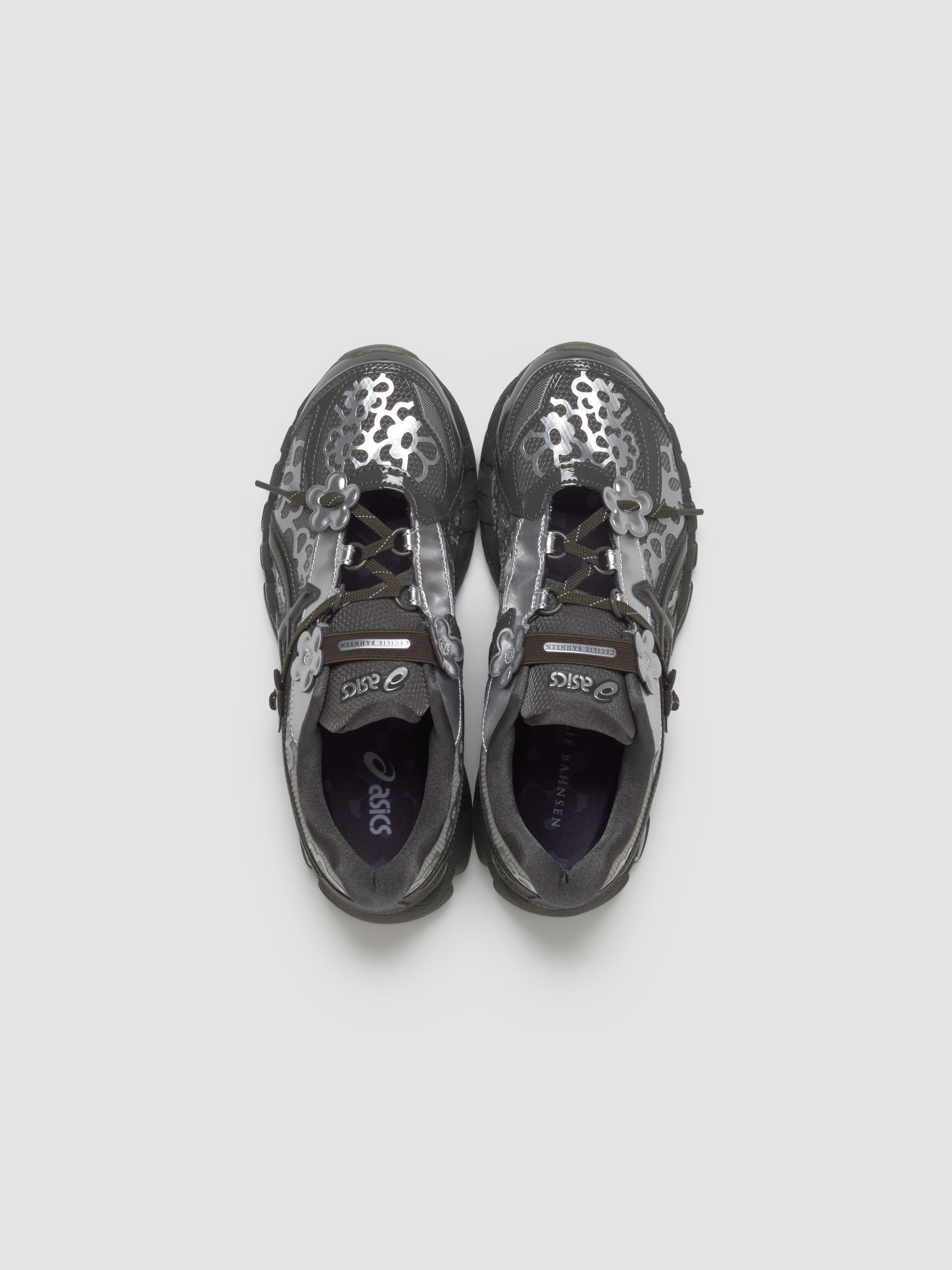 x Cecilie Bahnsen GEL-KAYANO 20 Sneaker in Olive Canvas