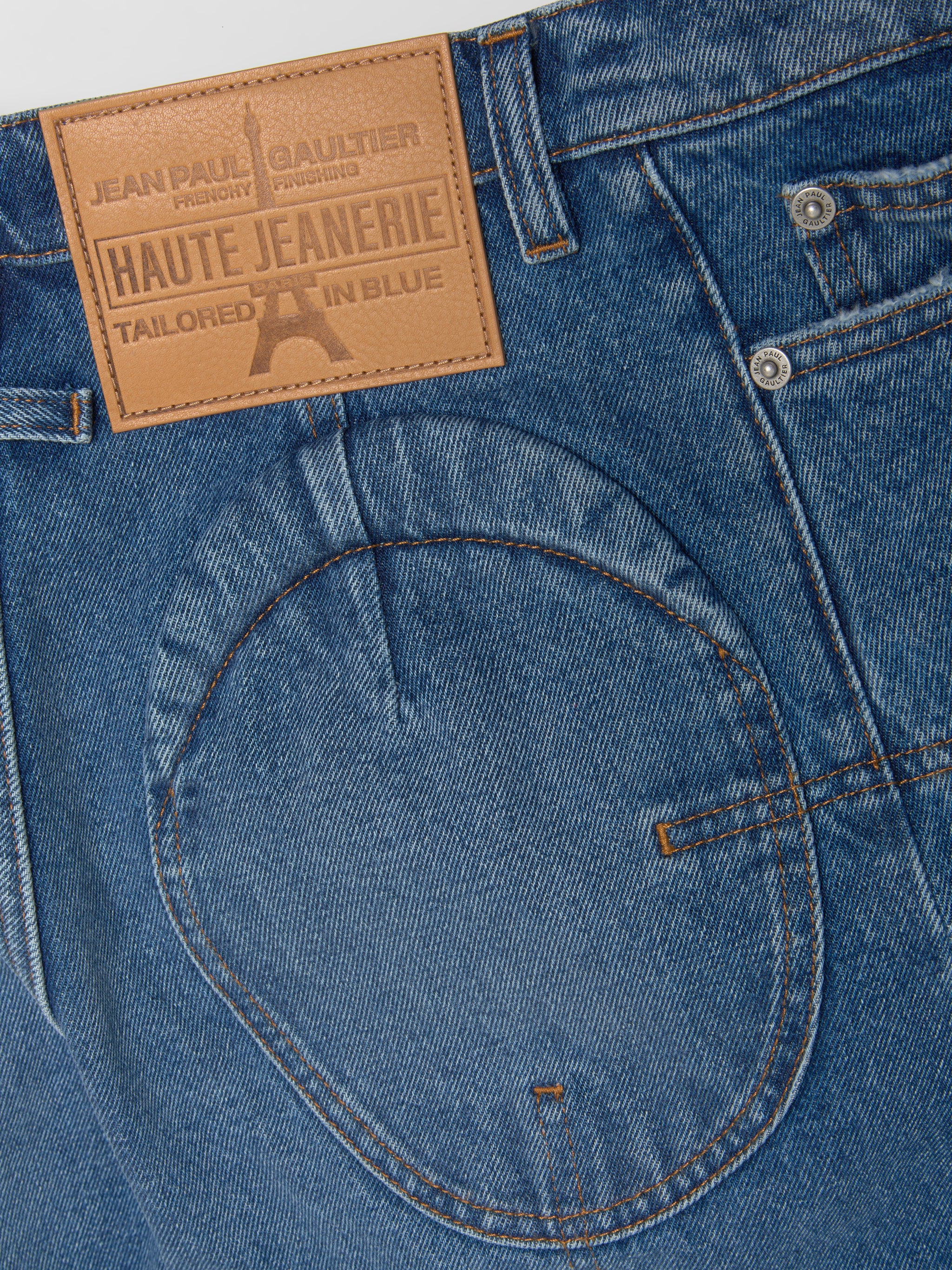 Loose Denim Jeans in Vintage Blue
