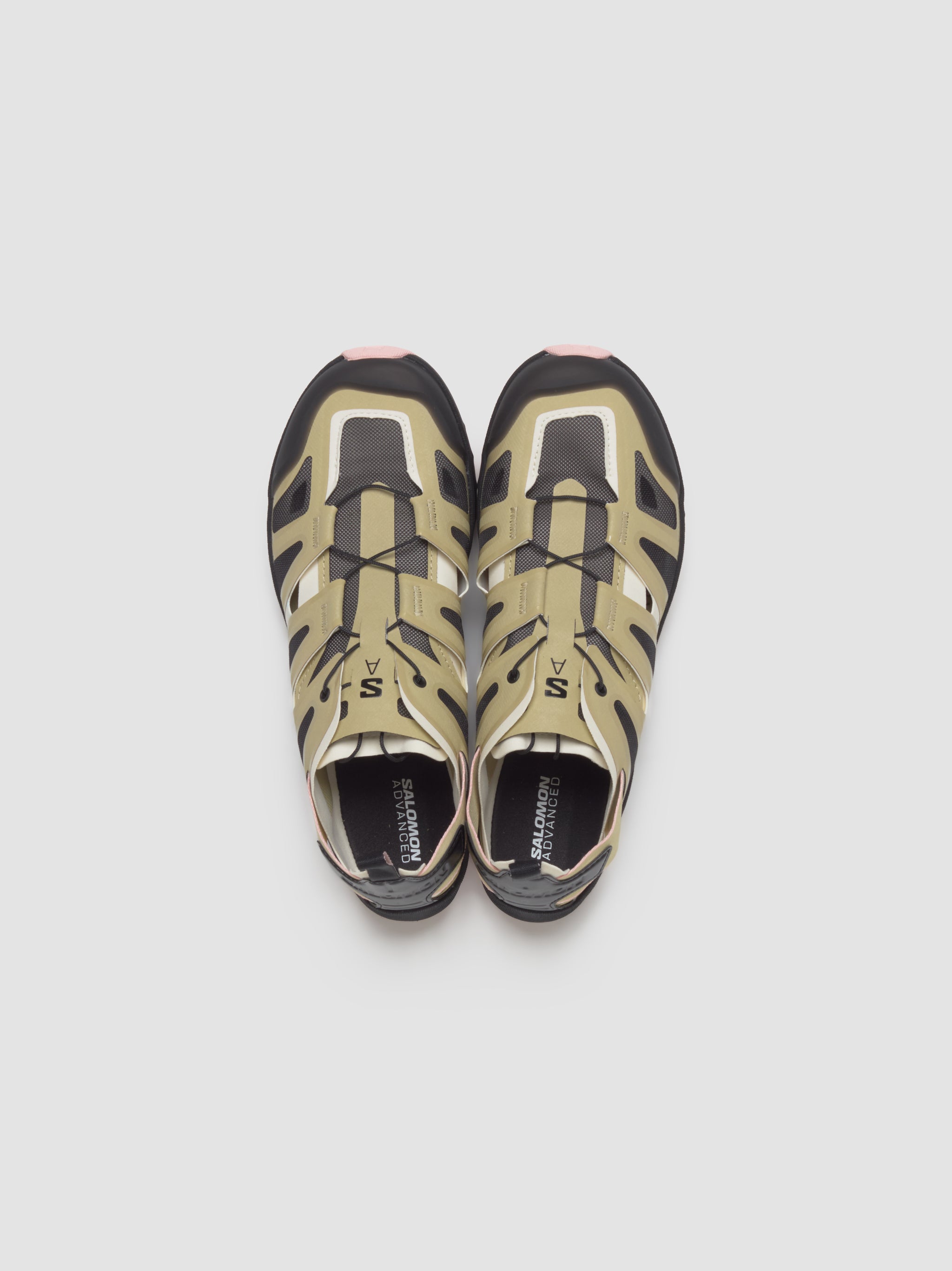 UDARA ADVANCED Sneaker in Pale Olive & Black