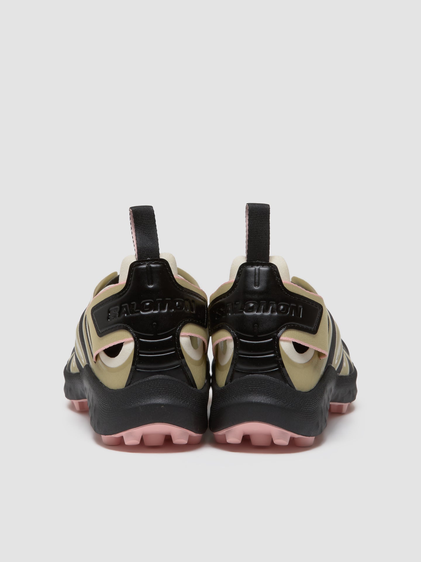 UDARA ADVANCED Sneaker in Pale Olive & Black