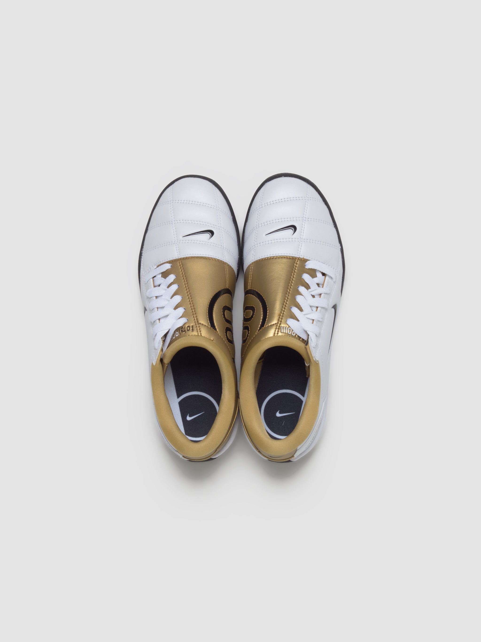 Total 90 SP Sneaker in White & Metallic Gold