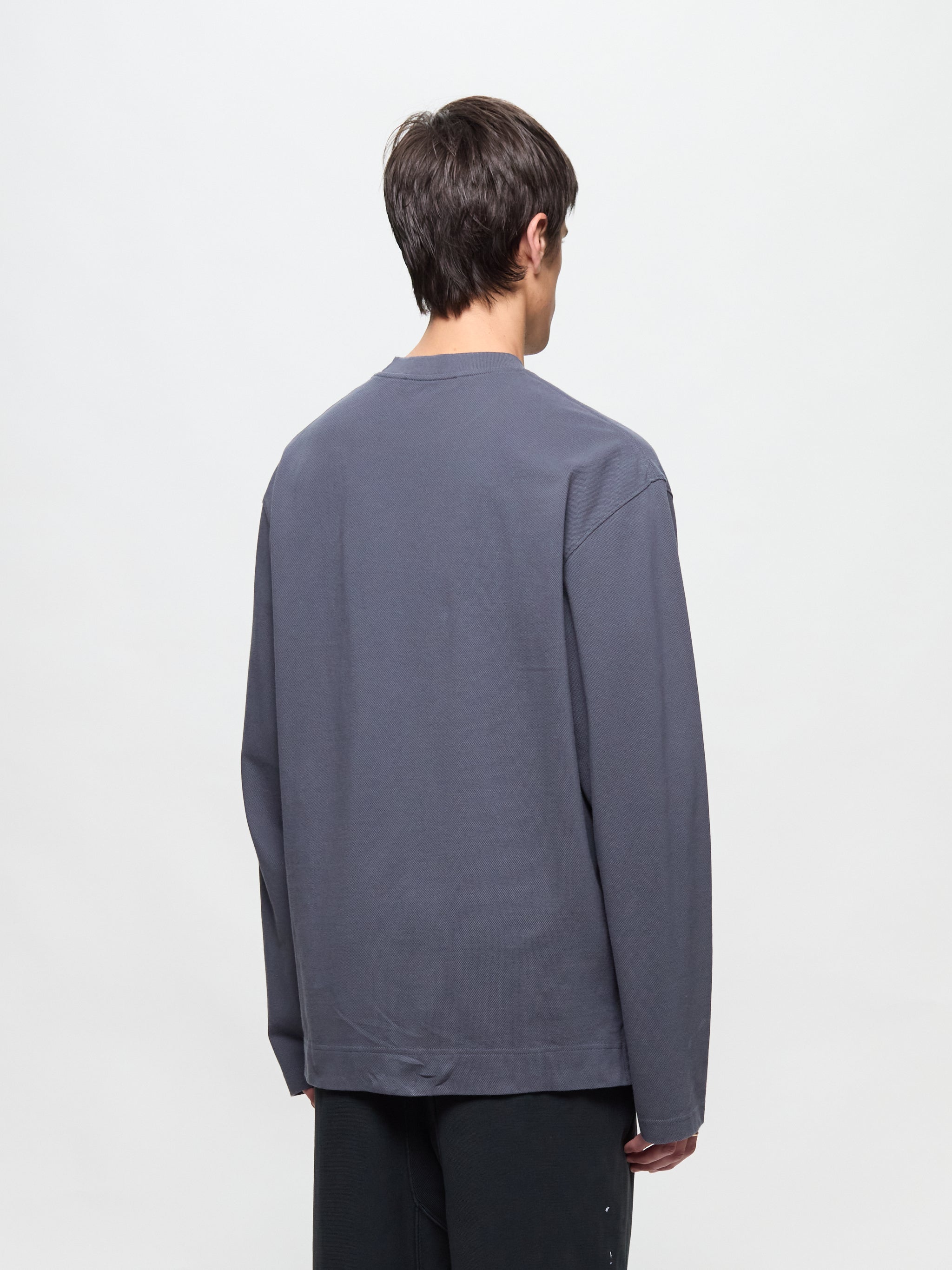 Long Sleeve T-Shirt in Faded Grey