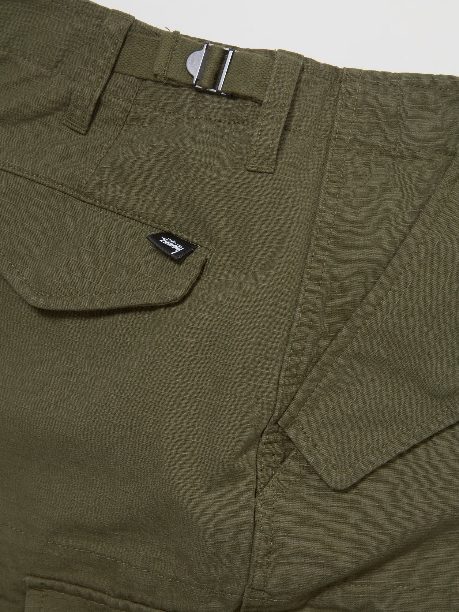 Cargo Shorts Ripstop in Olive Green