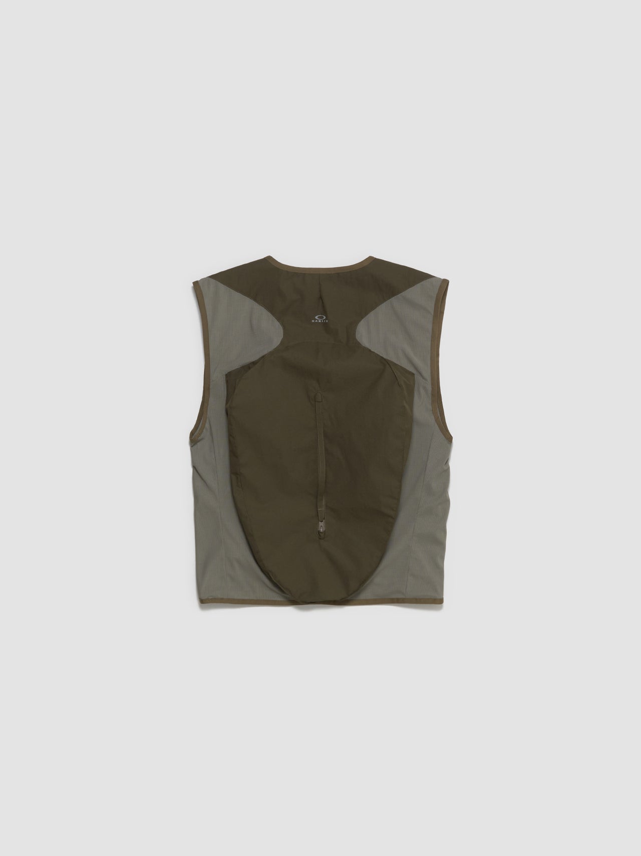 Latitude Flight Vest Poncho in Army Green