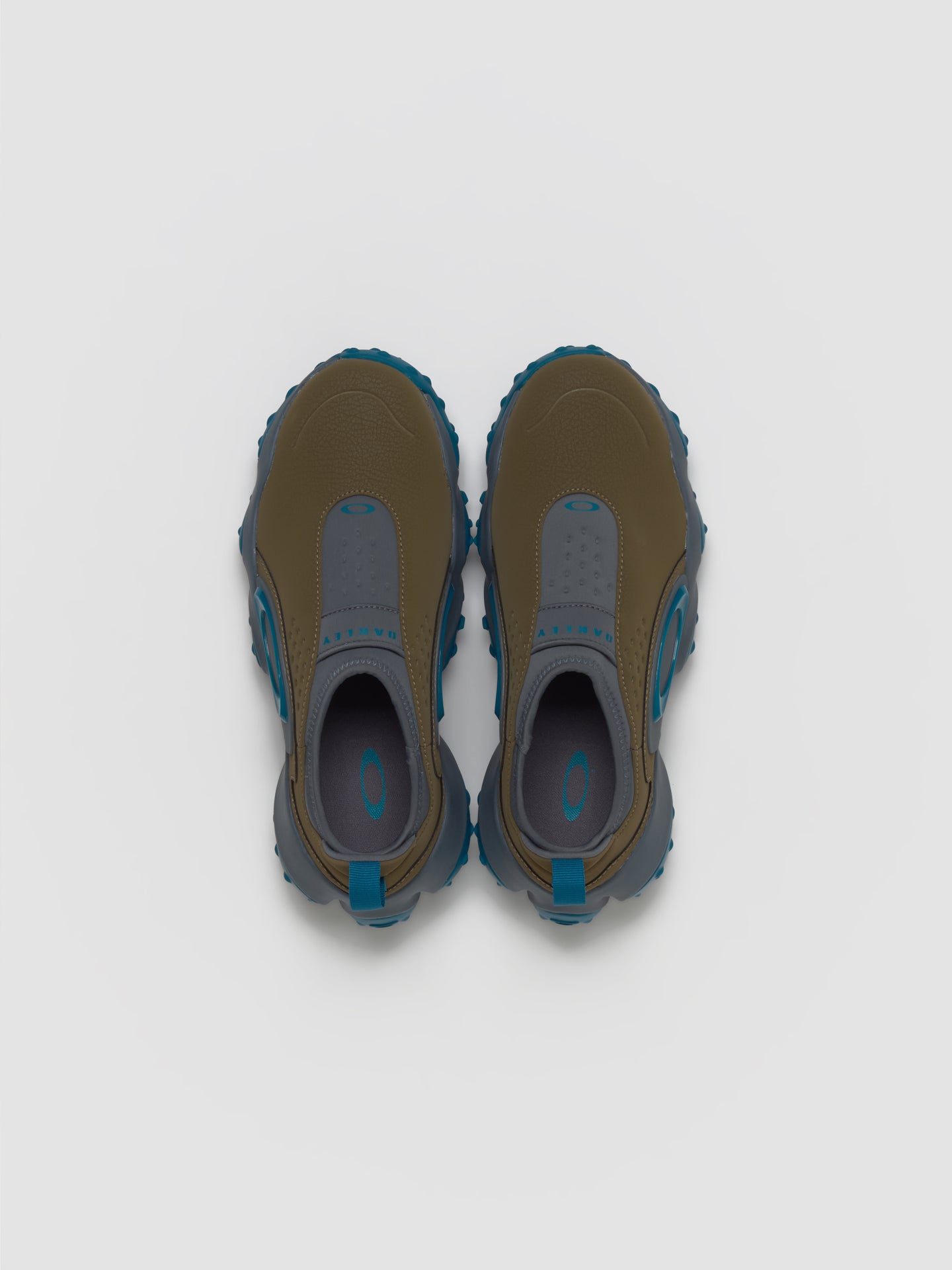 Edge Icon Sneaker in Army Green