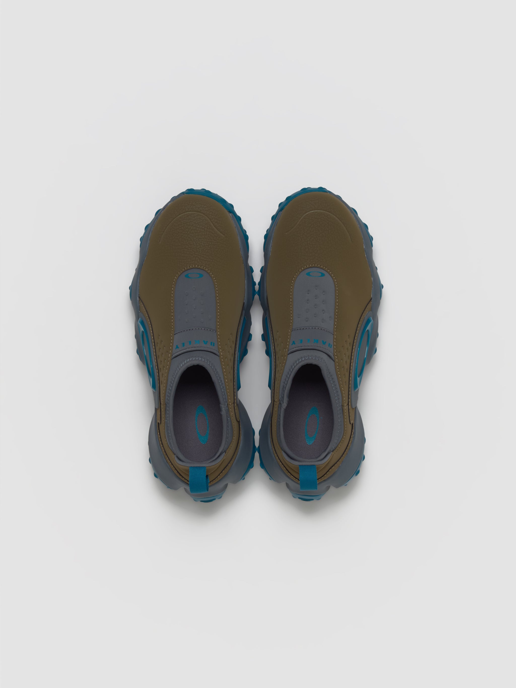 Edge Icon Sneaker in Army Green