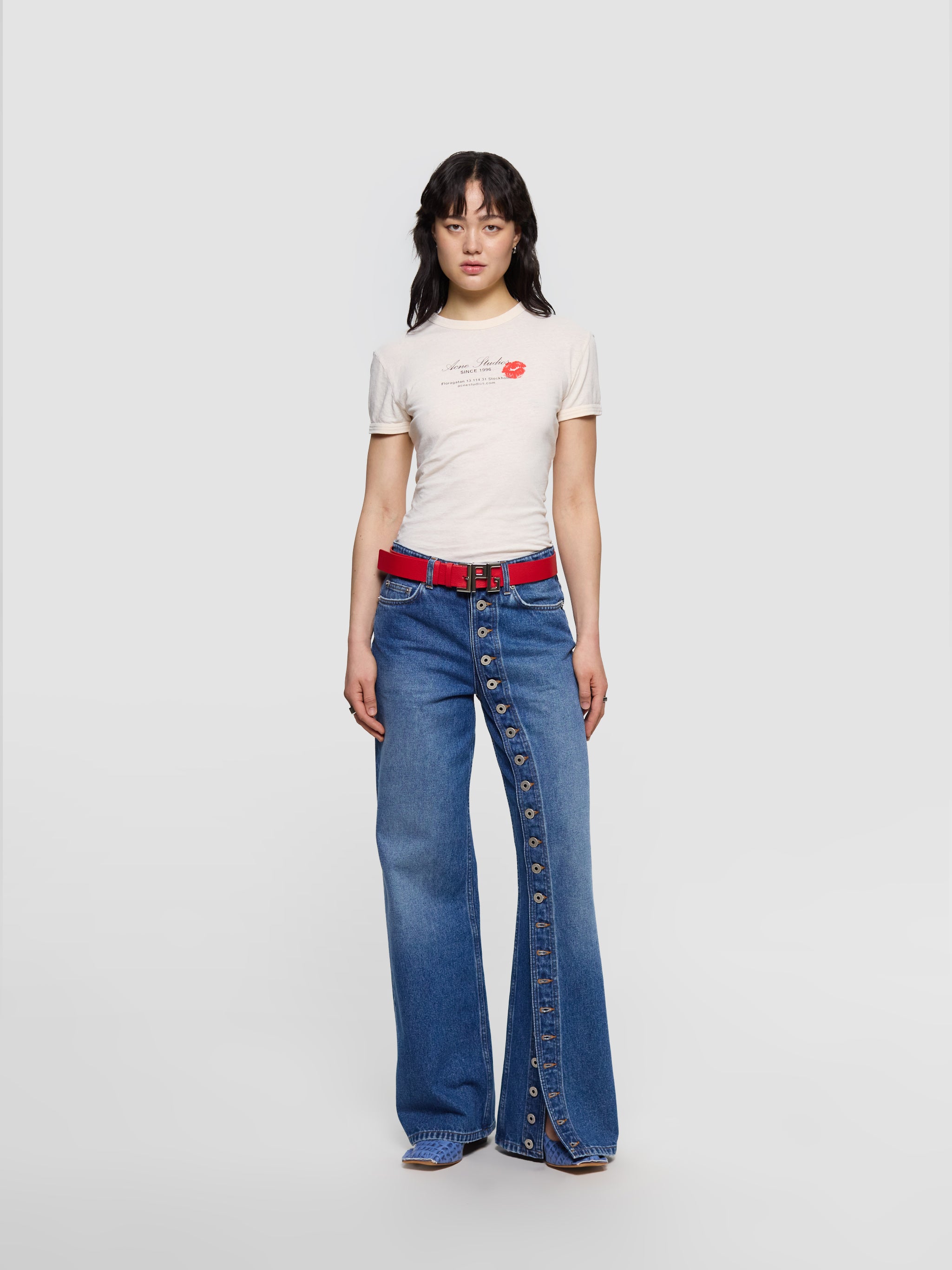 Buttoned Denim Jeans in Vintage Blue
