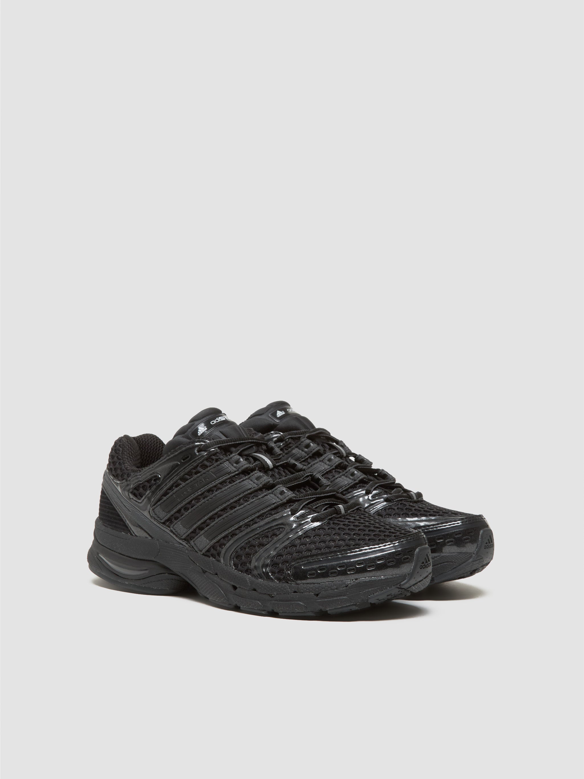 Adistar Control 5 Sneaker in Black & Carbon
