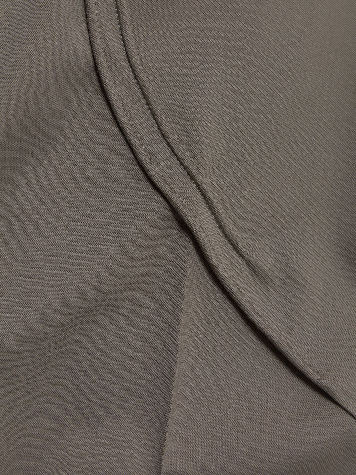 Seneca Tailored Trouser in Ash Brown