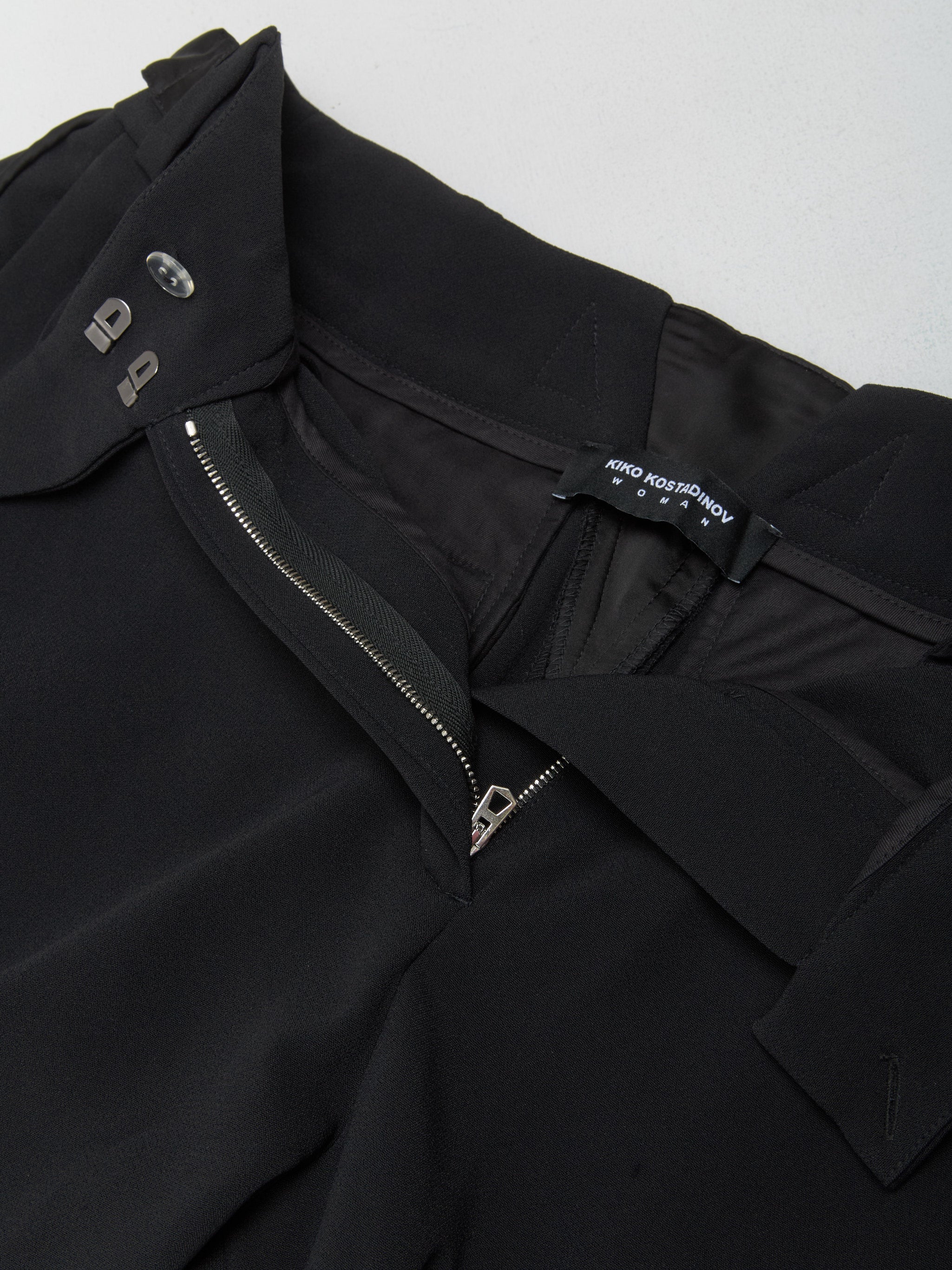 Cauda Pleated Trouser in Space Black