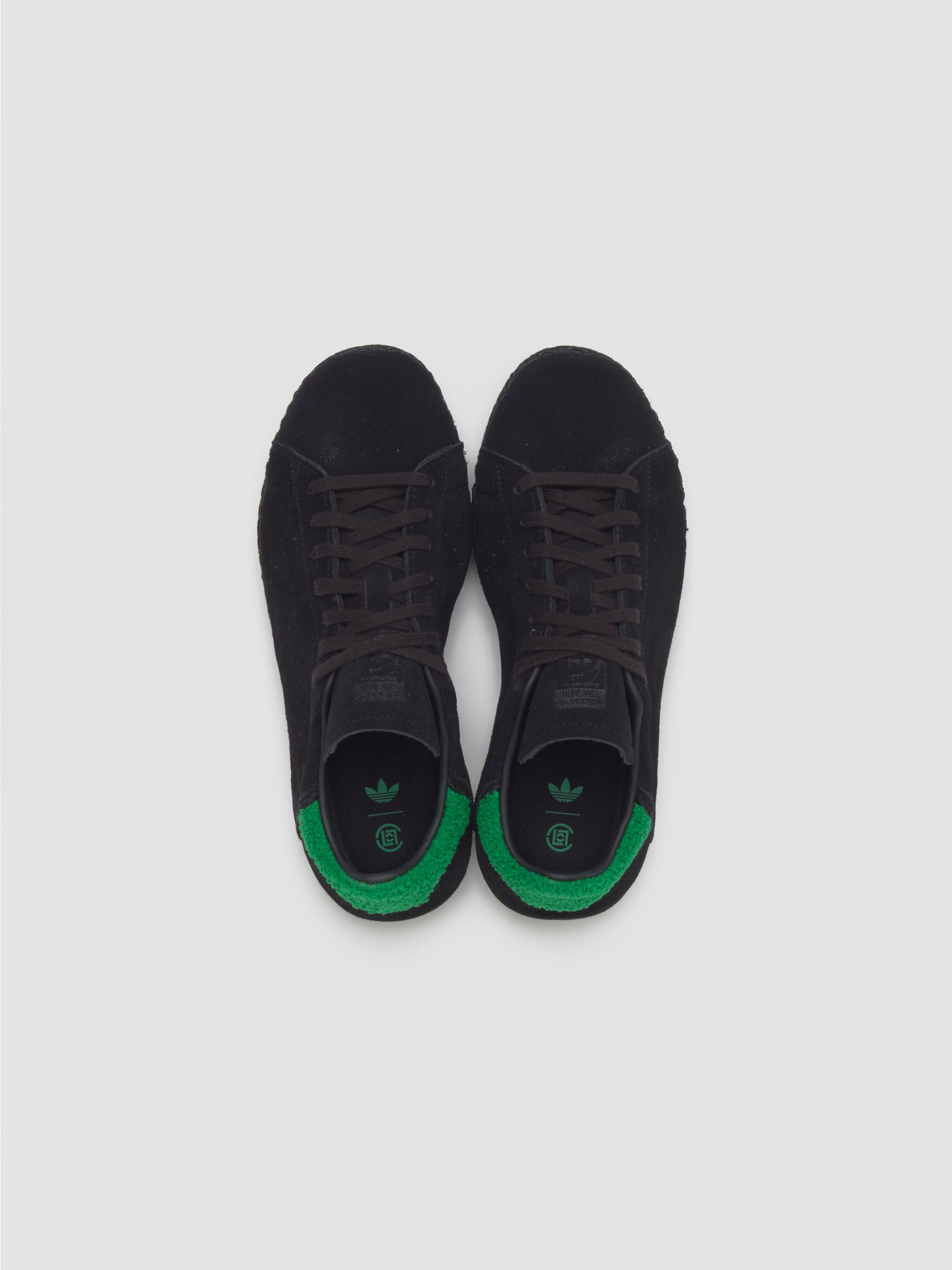 x CLOT Stan Smith Sneaker in Core Black & Green