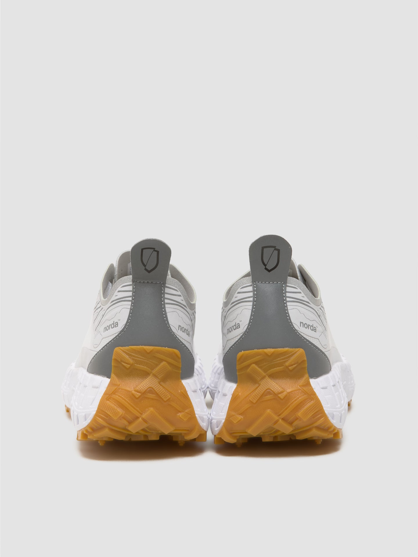 The 001 W Sneaker in White