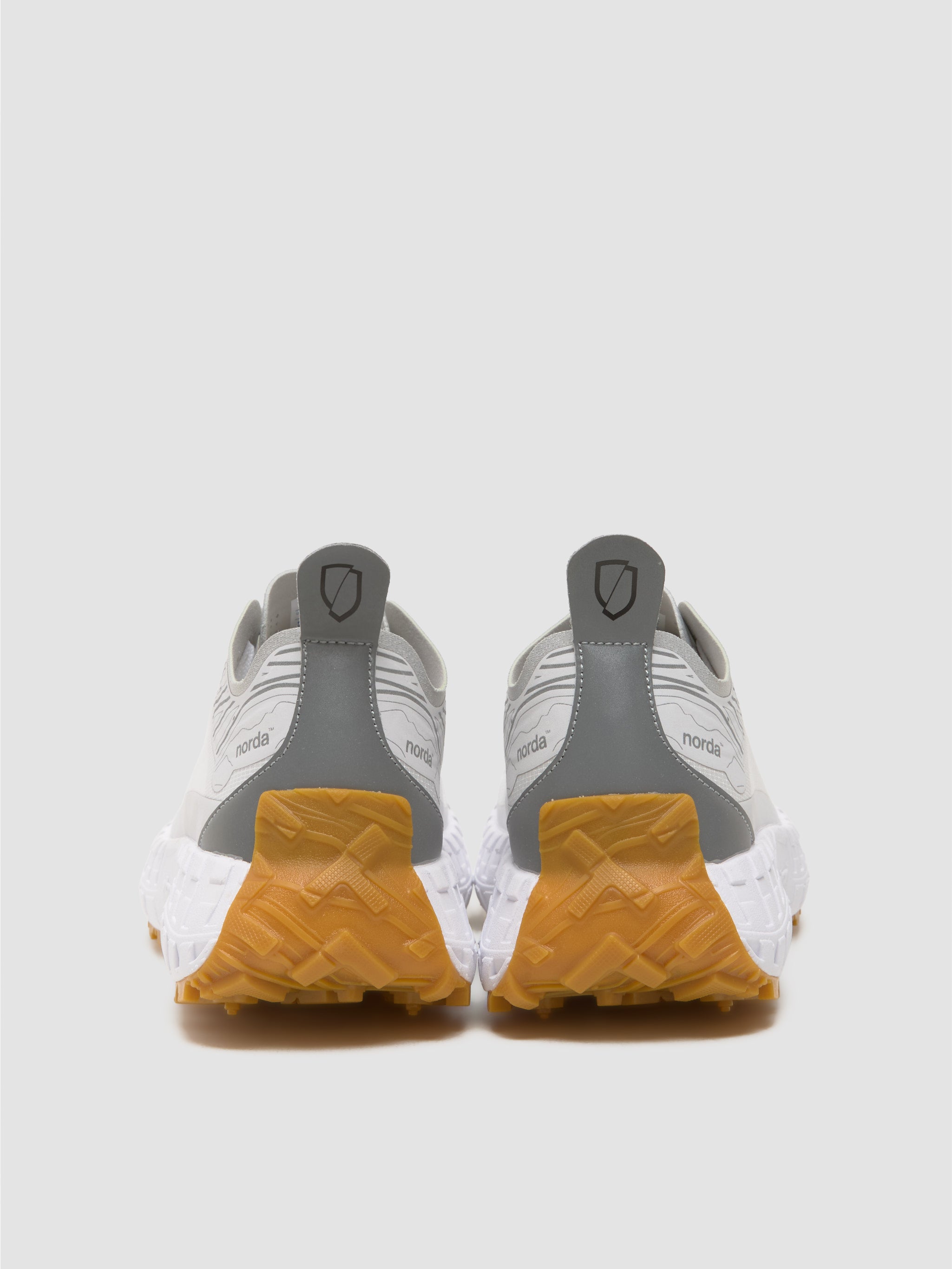 The 001 W Sneaker in White