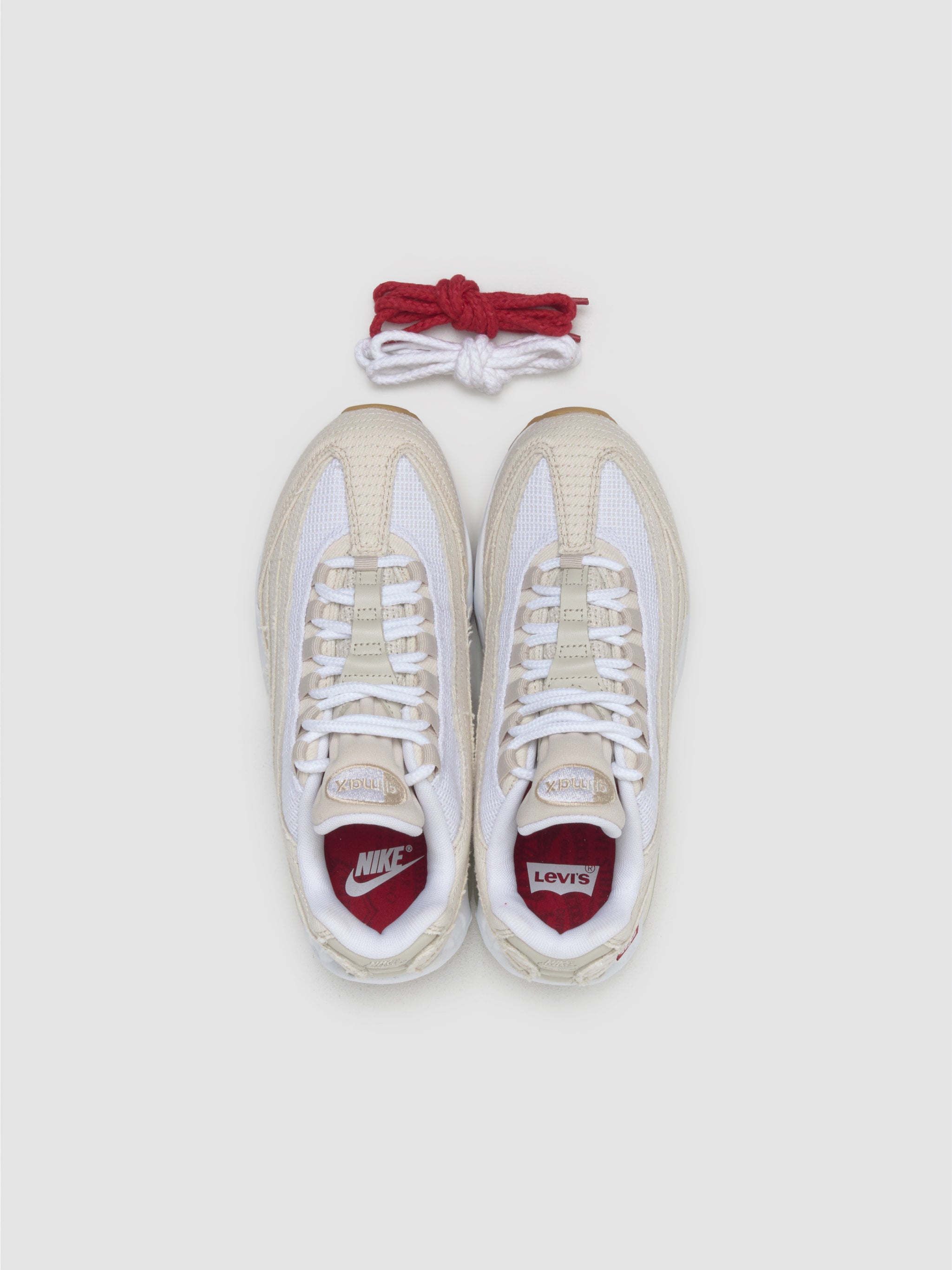 x Levi's Air Max 95 OG Sneaker in Light Orewood Brown & White