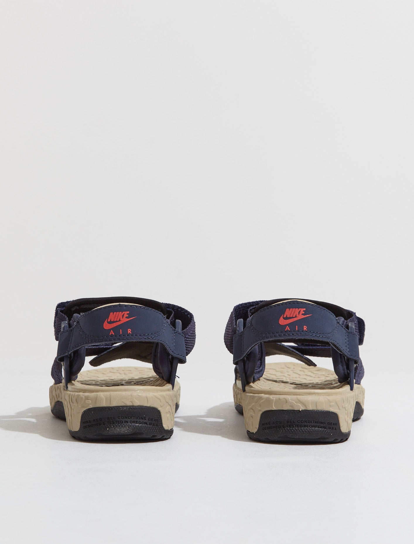 Air Deschutz+ Sandal in Midnight Navy