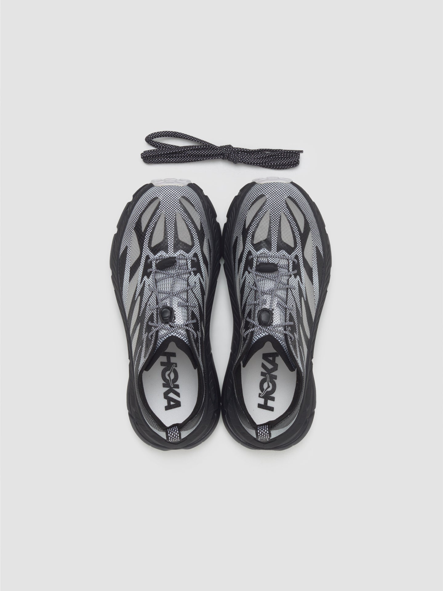 Mafate Speed 4 Lite TS Sneaker in Black & White