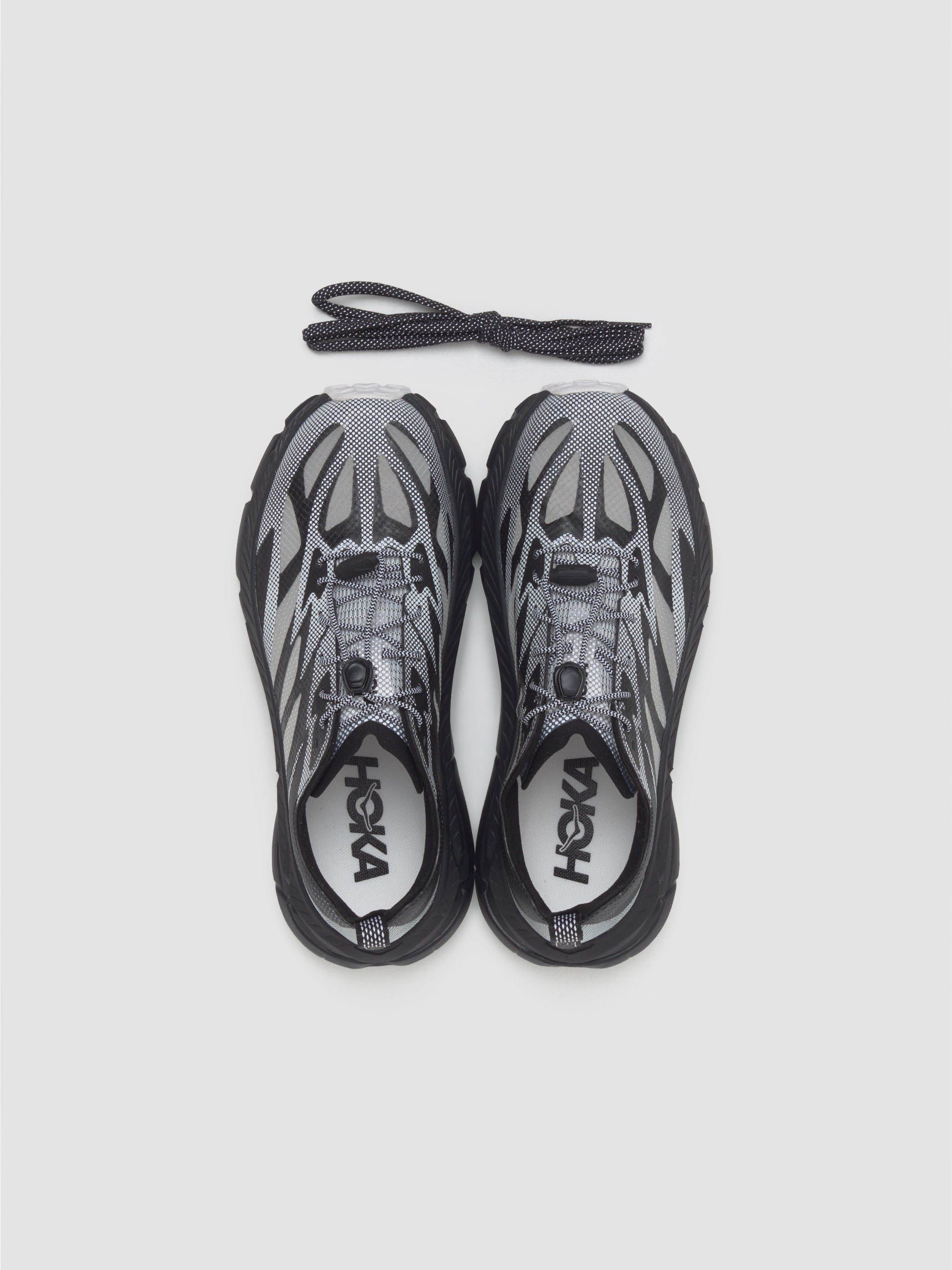 Mafate Speed 4 Lite TS Sneaker in Black & White