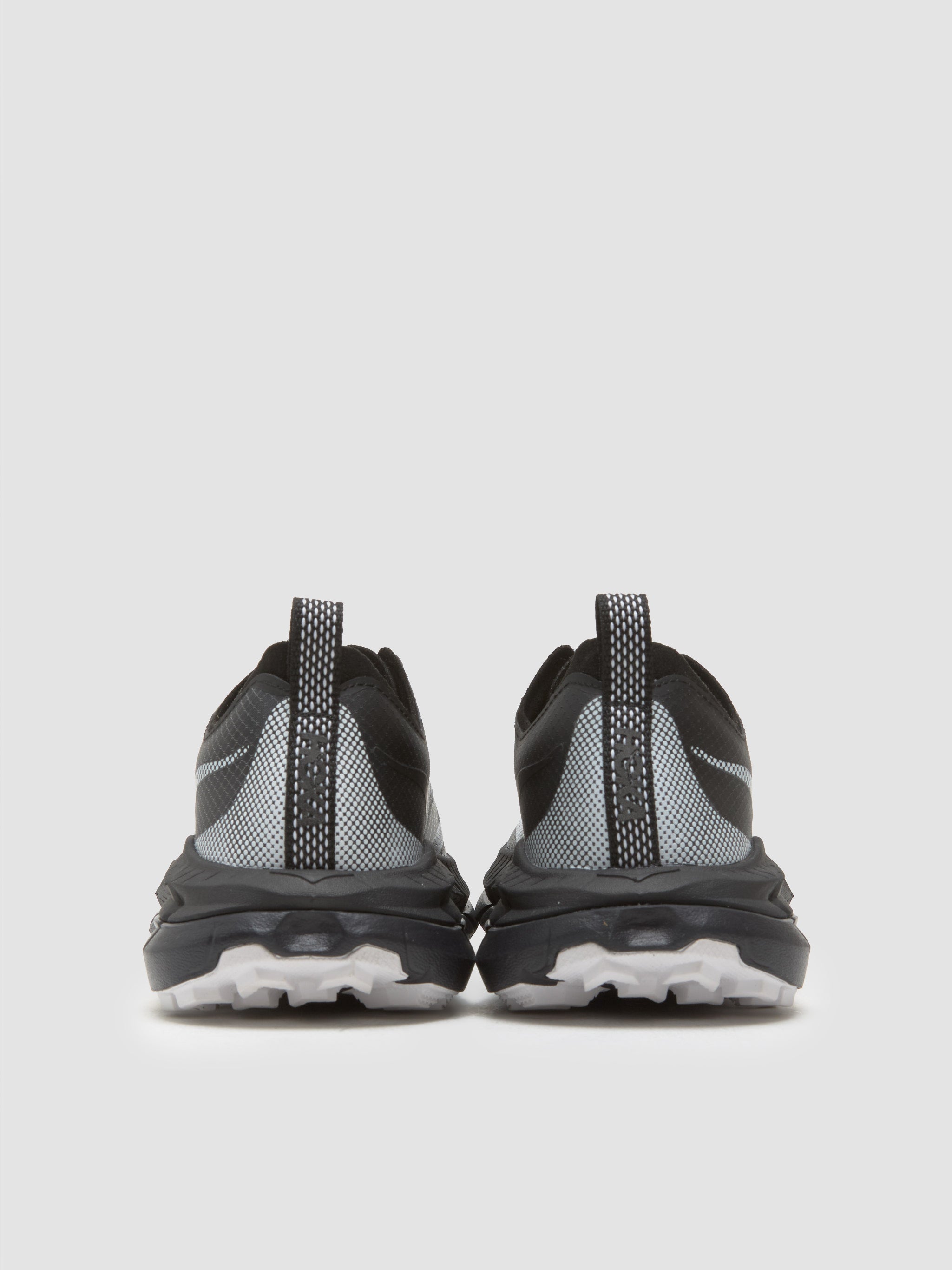 Mafate Speed 4 Lite TS Sneaker in Black & White
