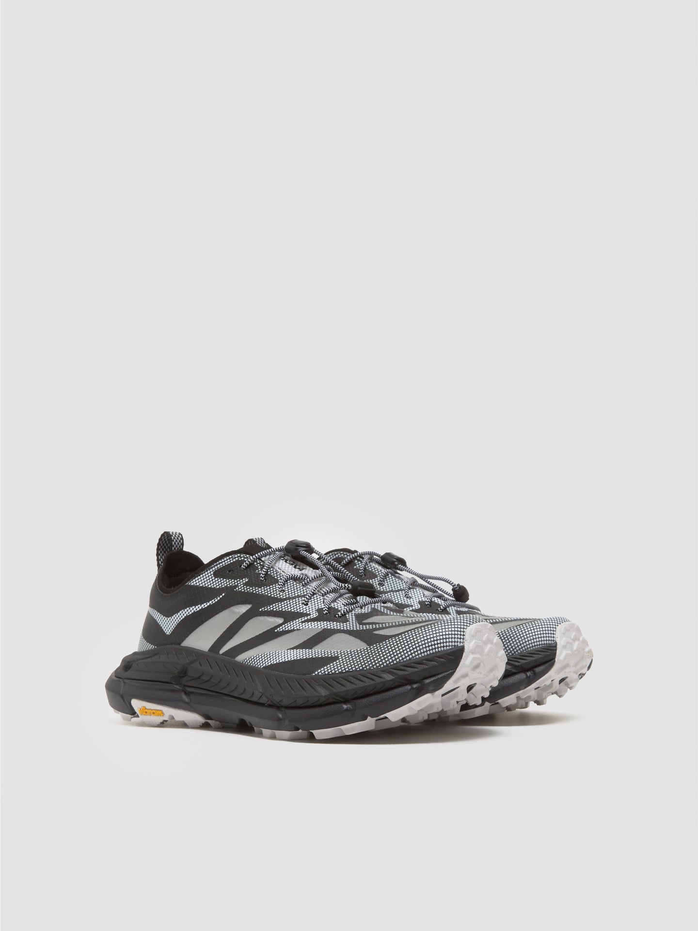 Mafate Speed 4 Lite TS Sneaker in Black & White