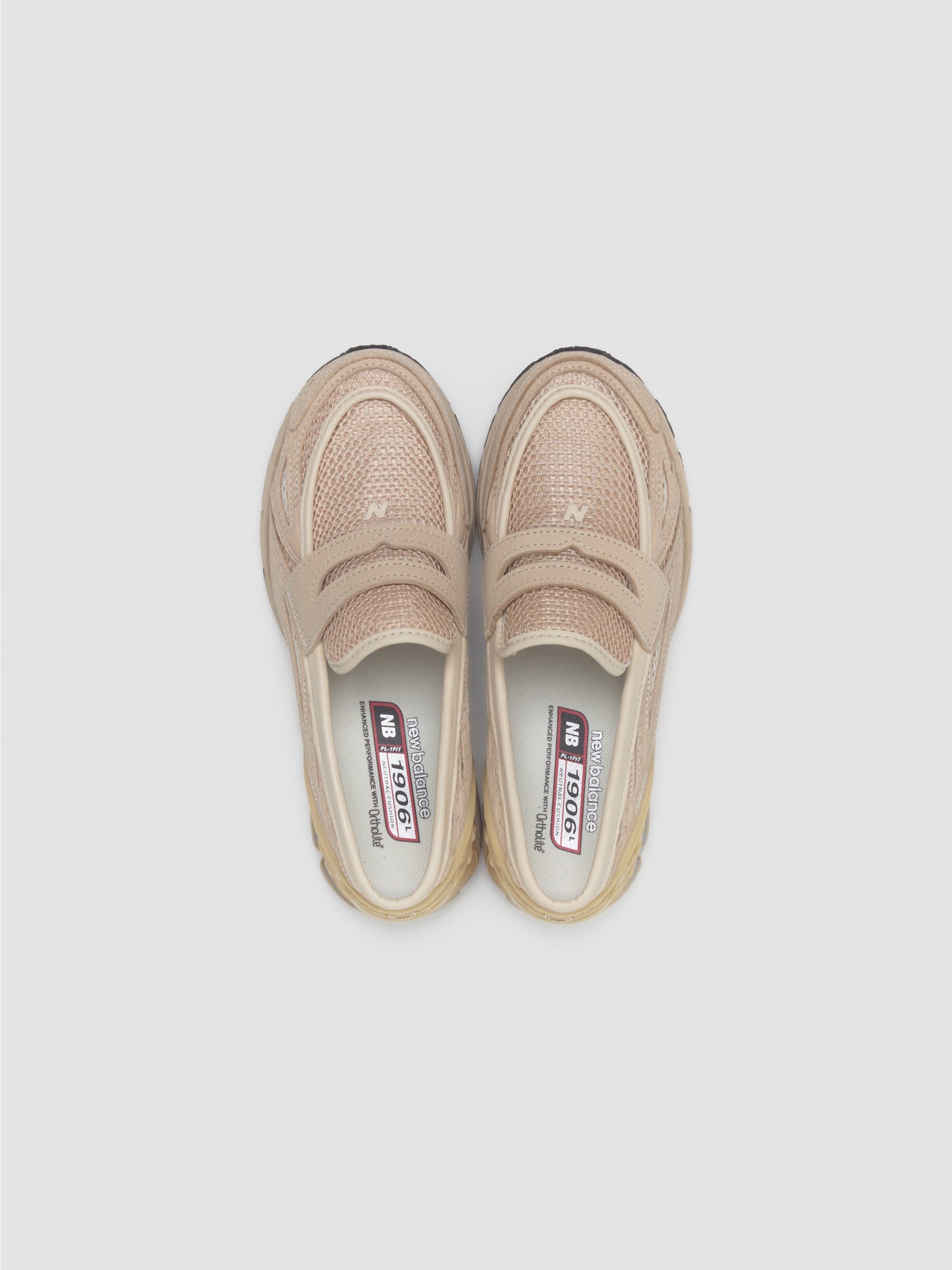 U1906 Loafers in Bisque