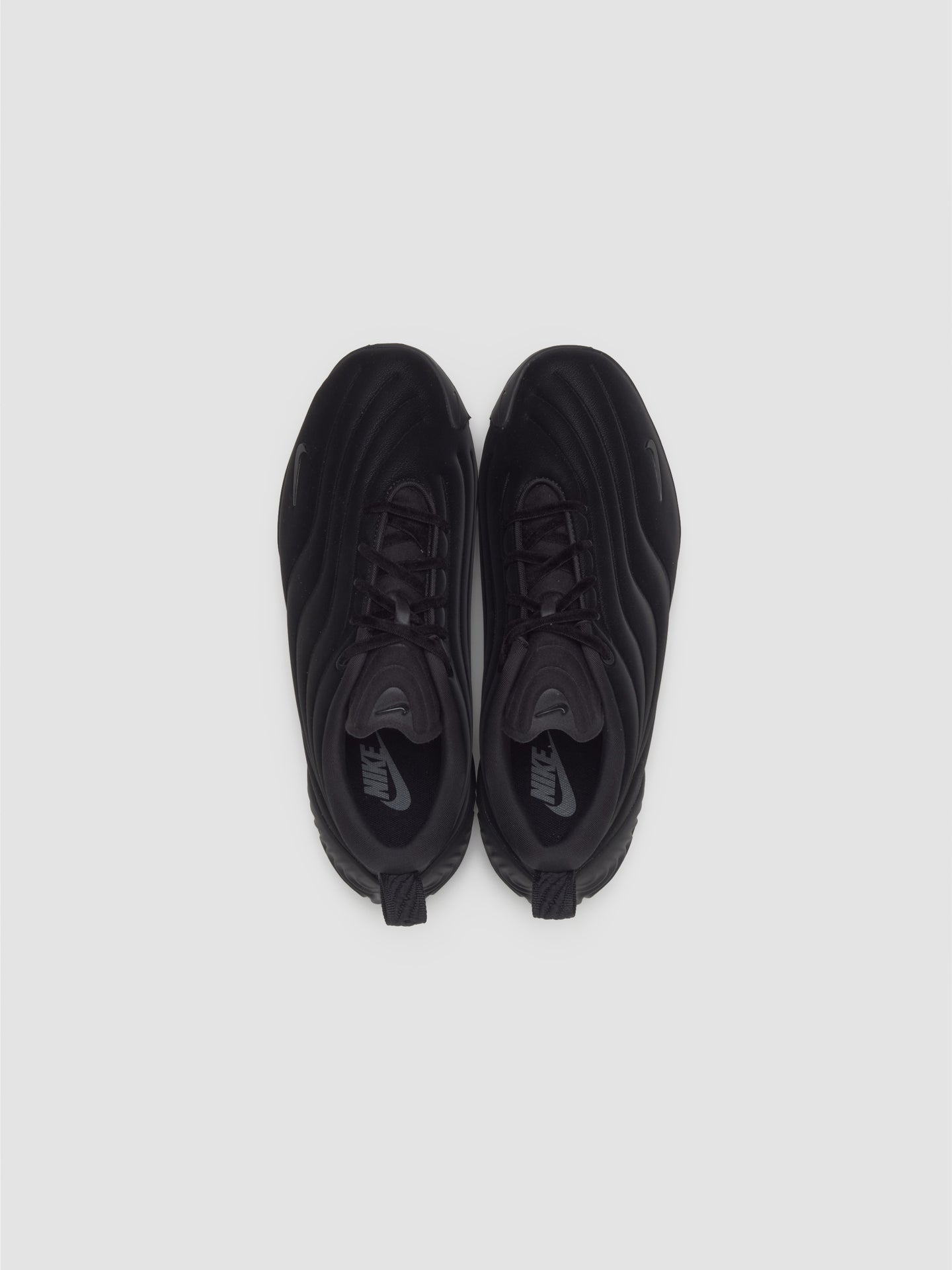 WMNS Astra Ultra Sneaker in Black