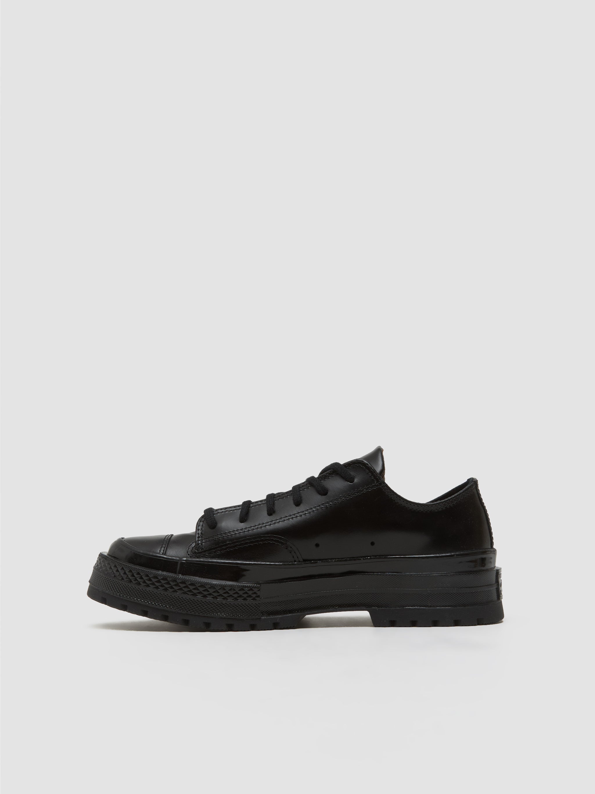 Chuck 70 National Ox Sneaker in Black