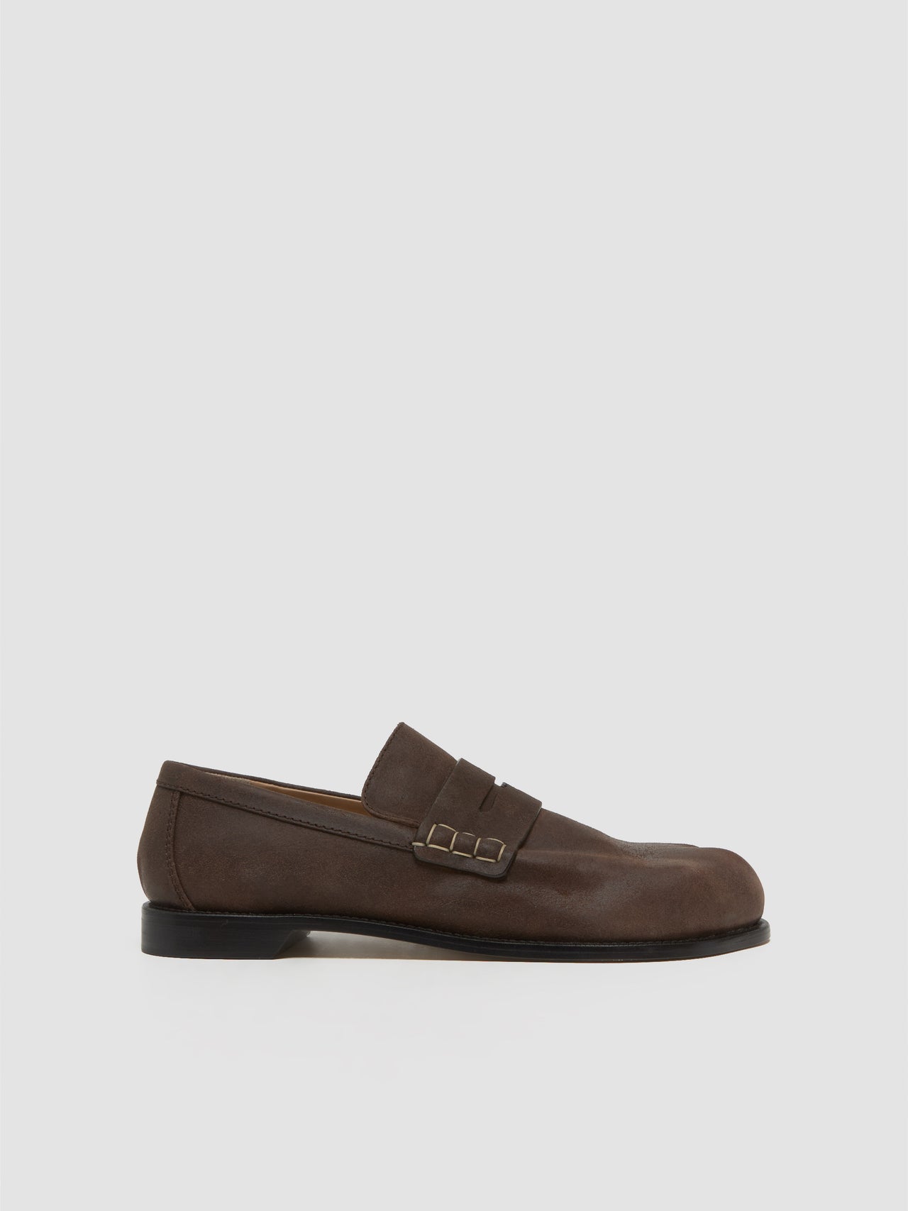 Women's Paw Moccasins in Deep Walnut