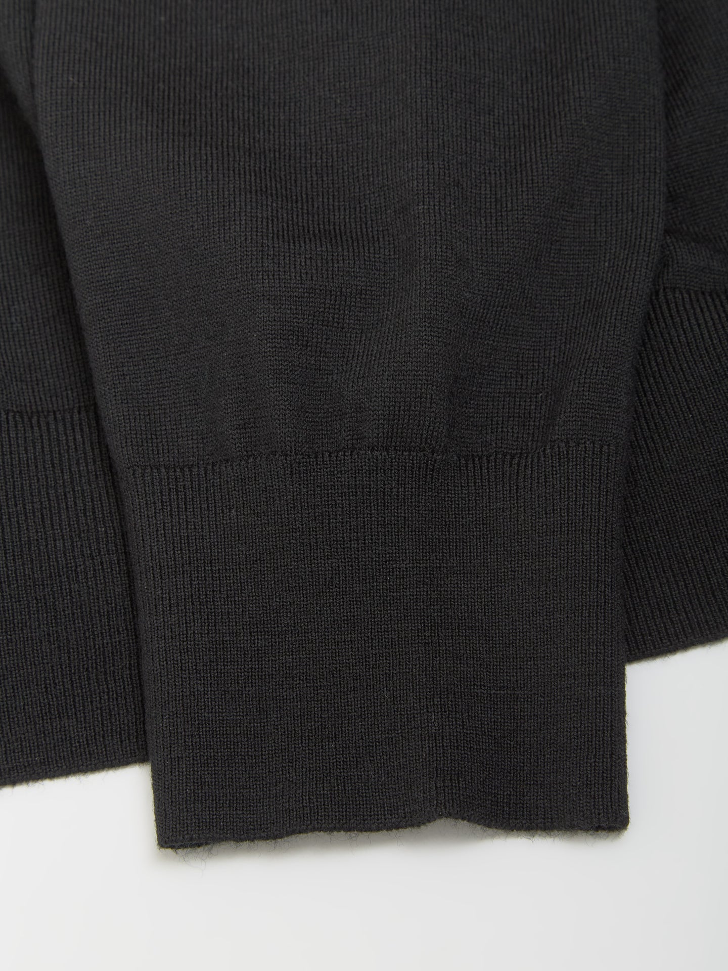 Muano Polo in Black